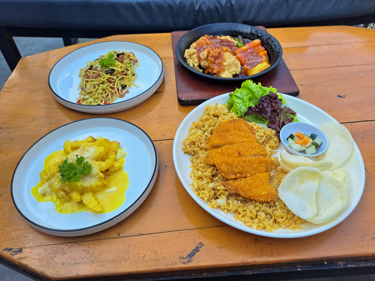 Hello我一陣午餐吃什麼好啊？