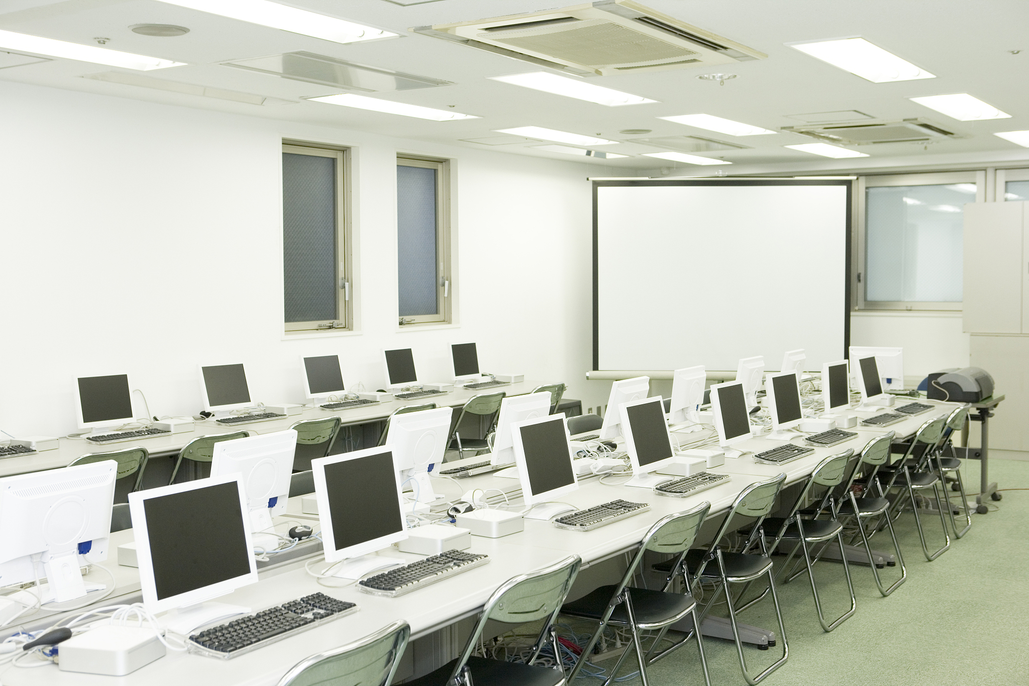 清华紫光计算机实验室参观记：探秘人工智能与未来科技