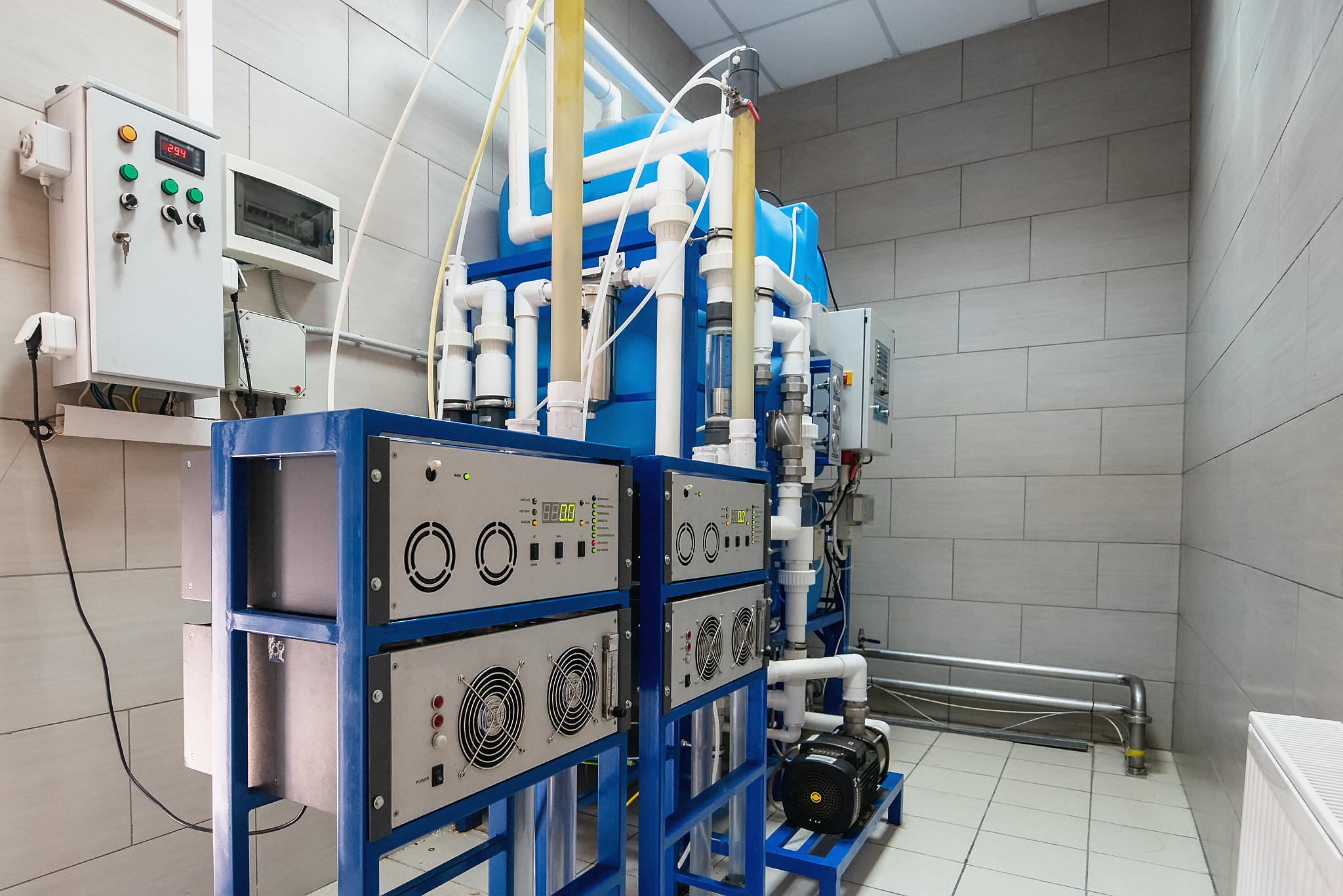 automated ozone generator for ozonation of pure drinking water i