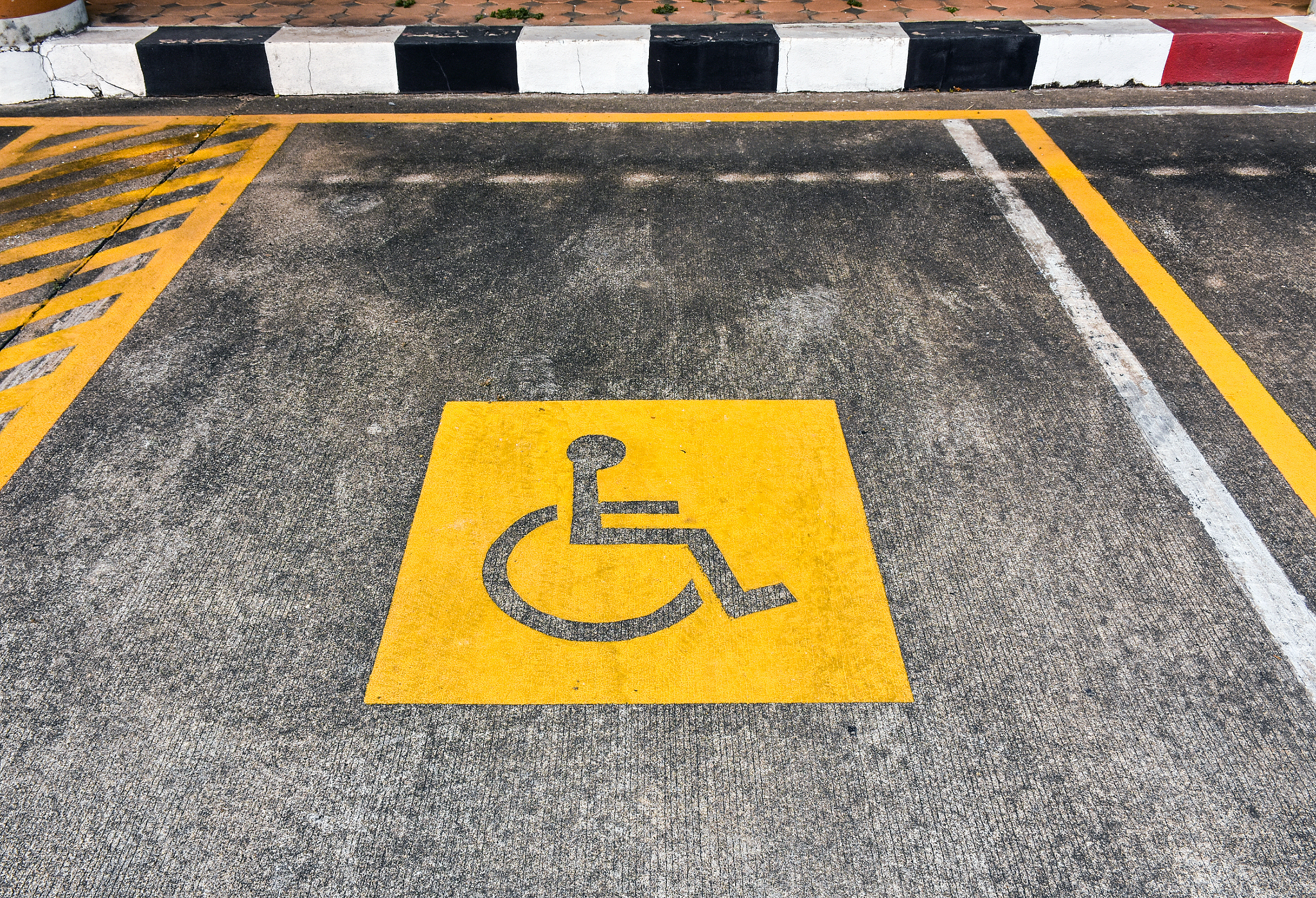 如何采用ARIMA模型进行时间序列分析通过对停车数据进行分析