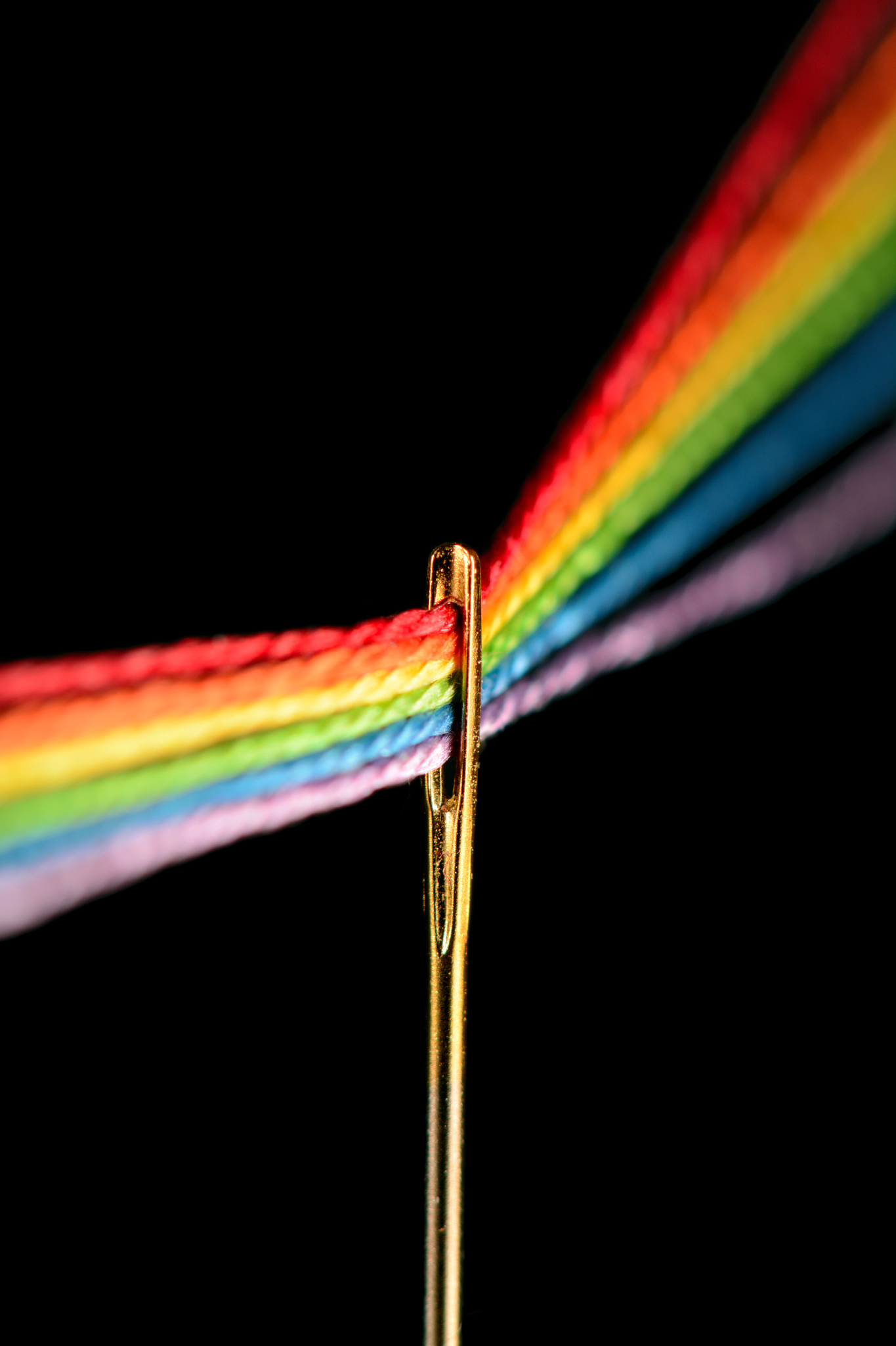 单模光纤和多模光纤区别：哪个描述错误？