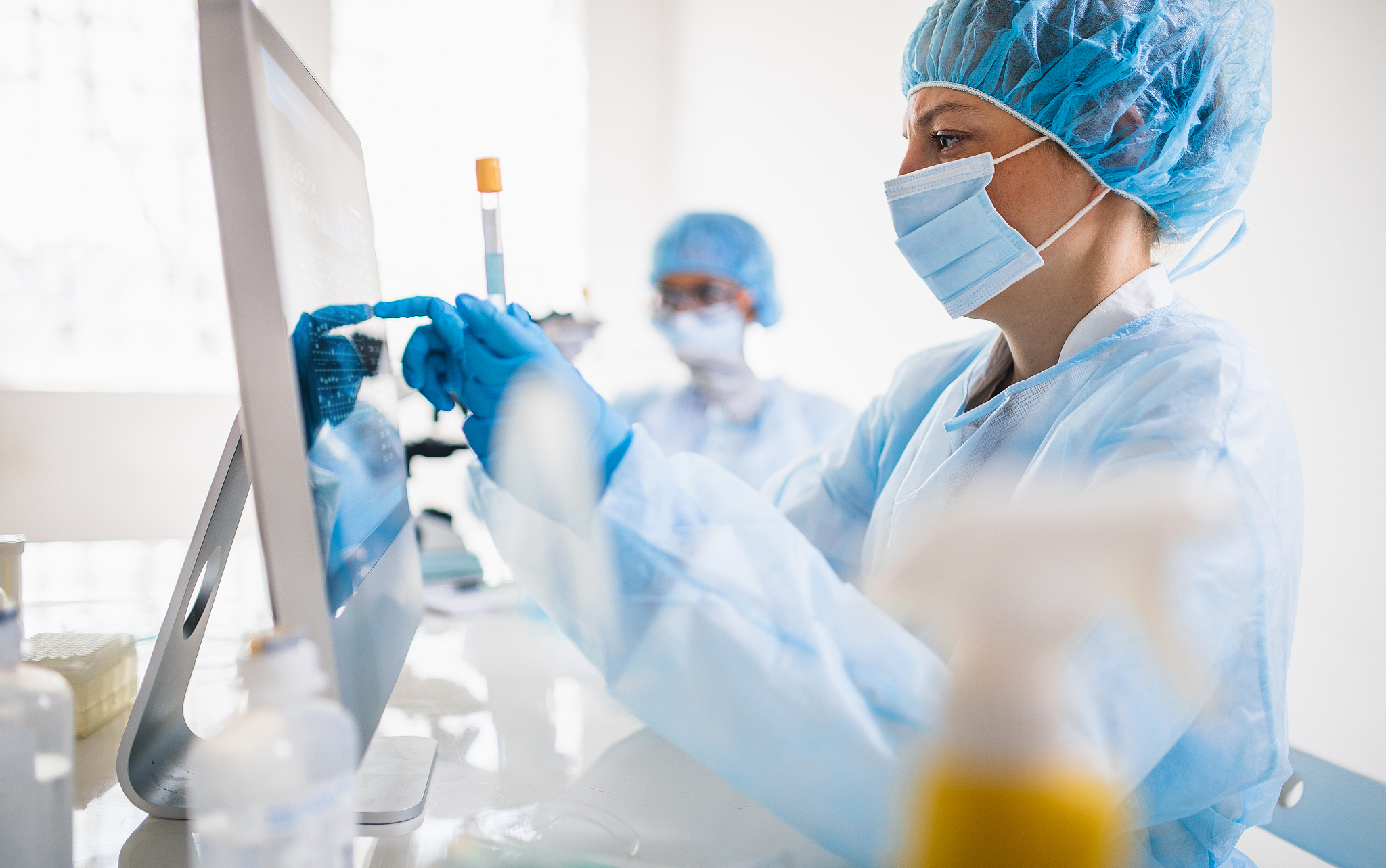 猪病毒性腹泻防控技术研究进展：技术路线与研究方法