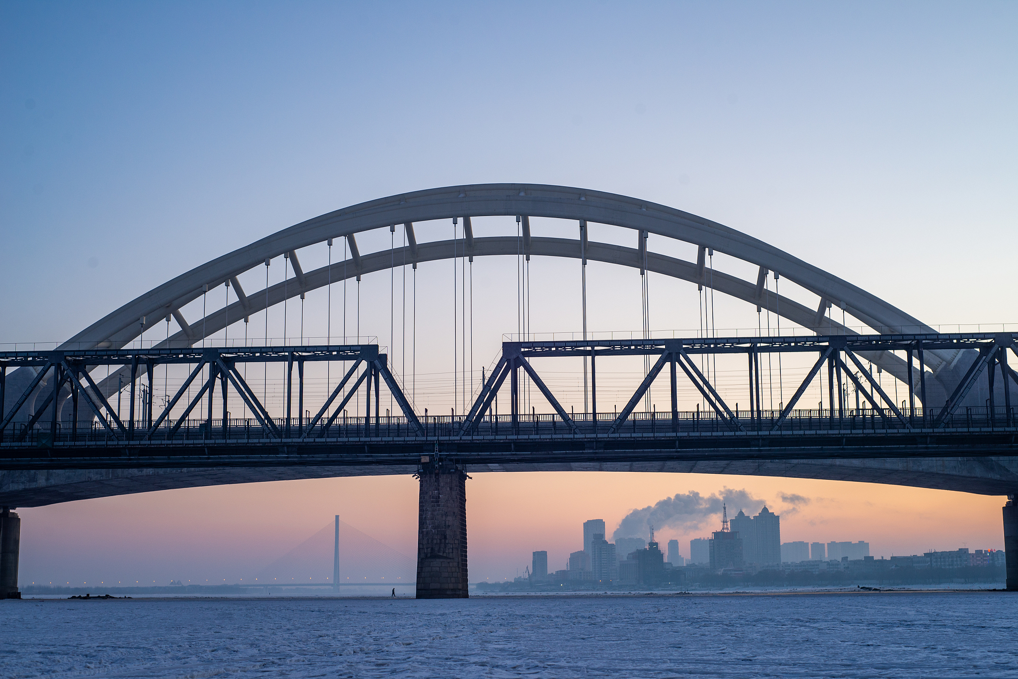 探寻津门桥梁：解放桥、赤峰桥等六座桥梁的建筑特色