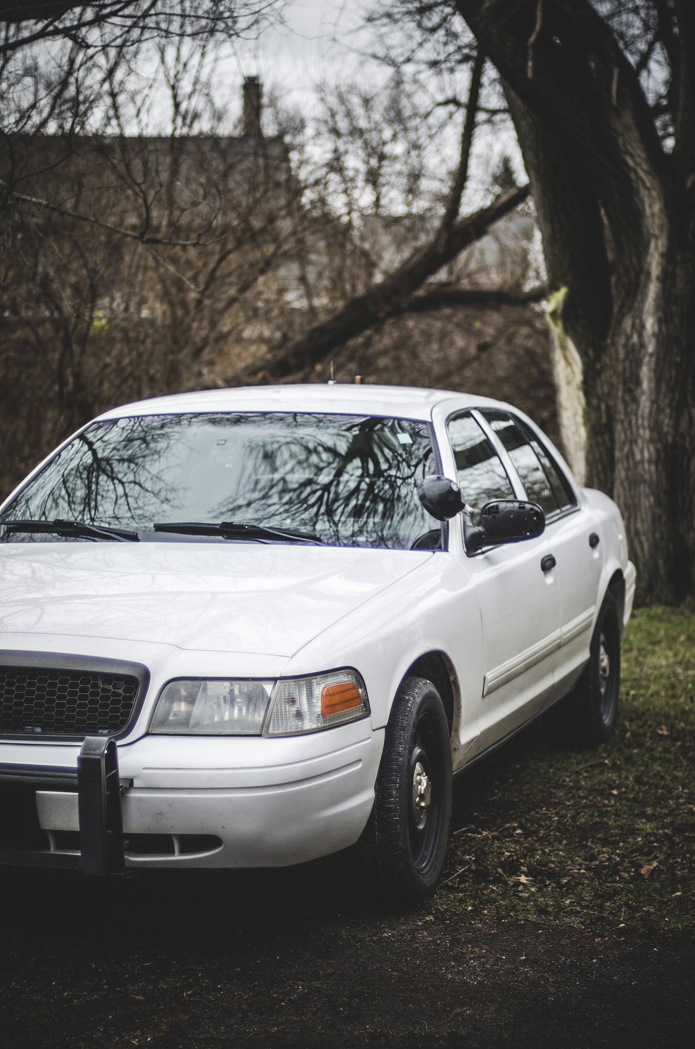 unmarked police car