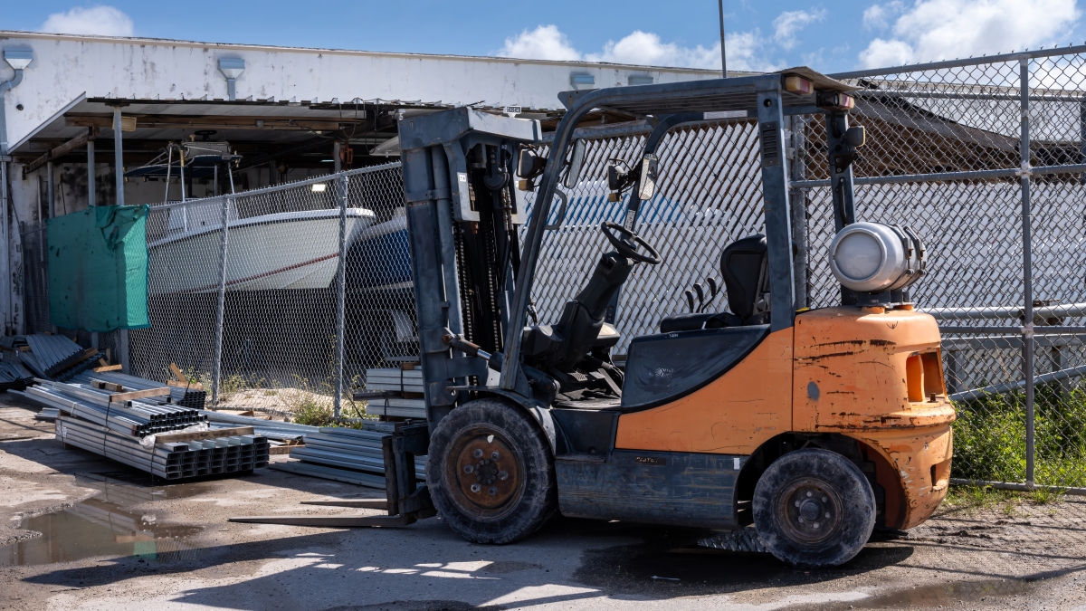 智能自动装卸叉车风险分析