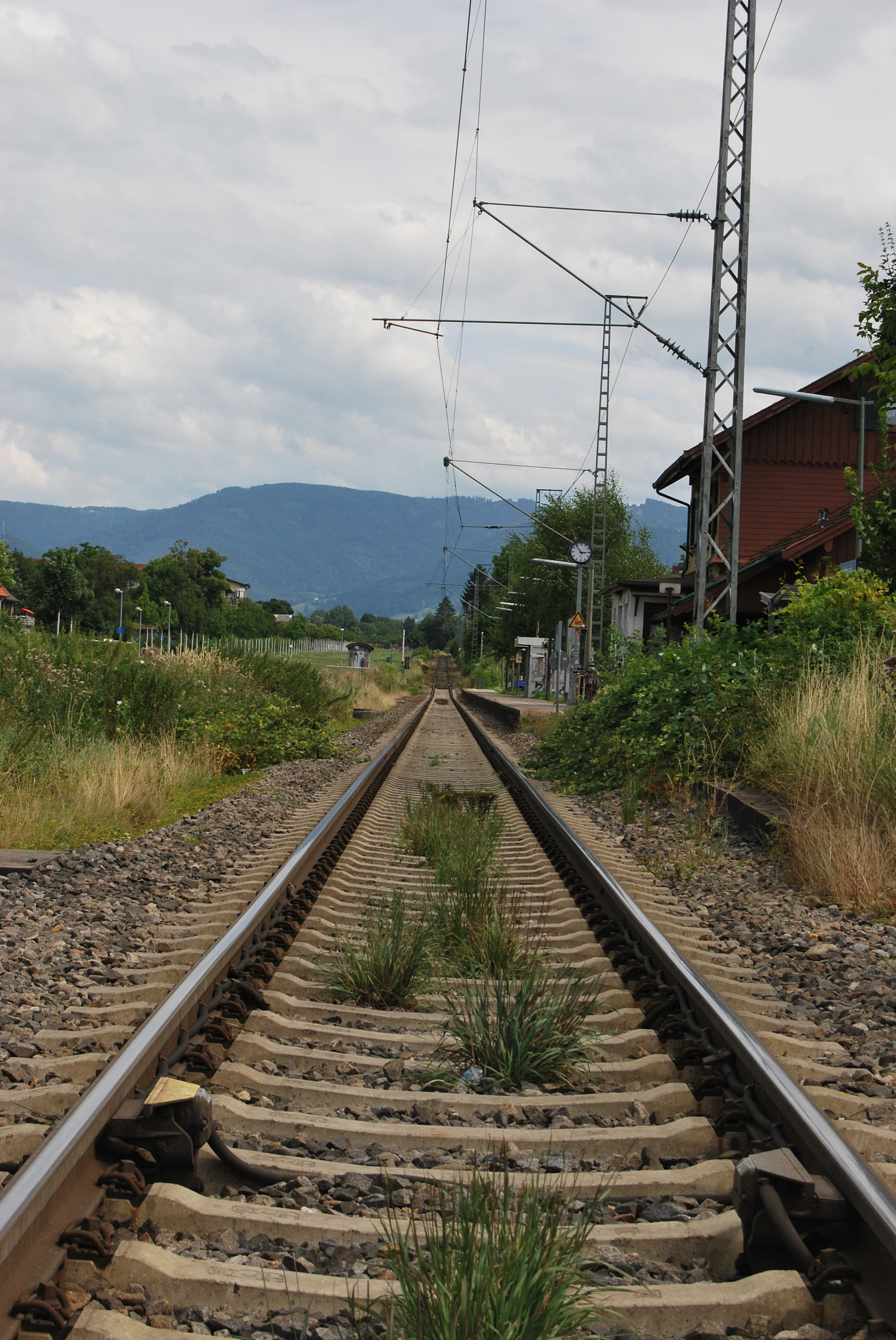 贵州省全日制铁路学院：培养铁路行业未来人才
