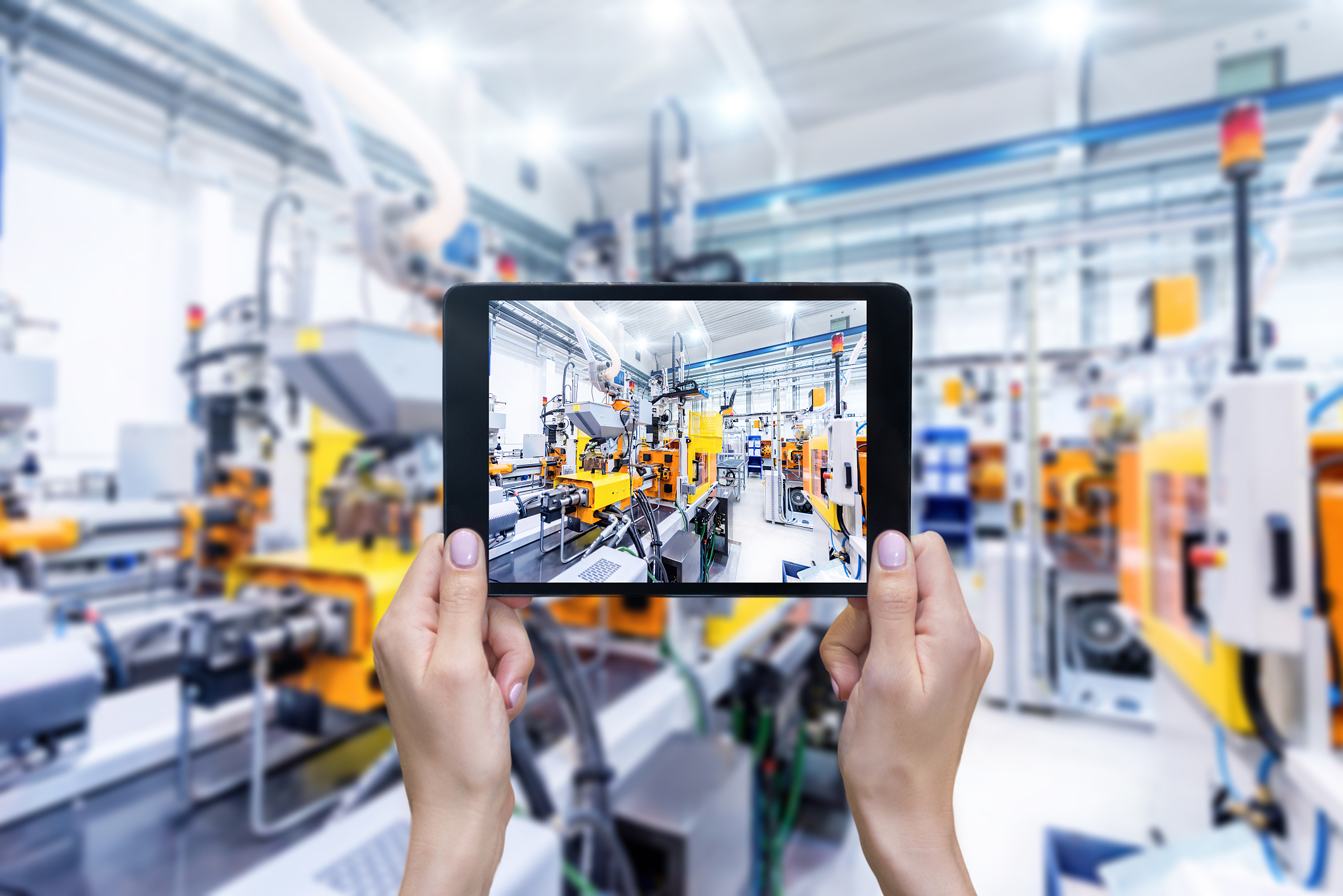 帮我写一段机器视觉和工业智能化的关系