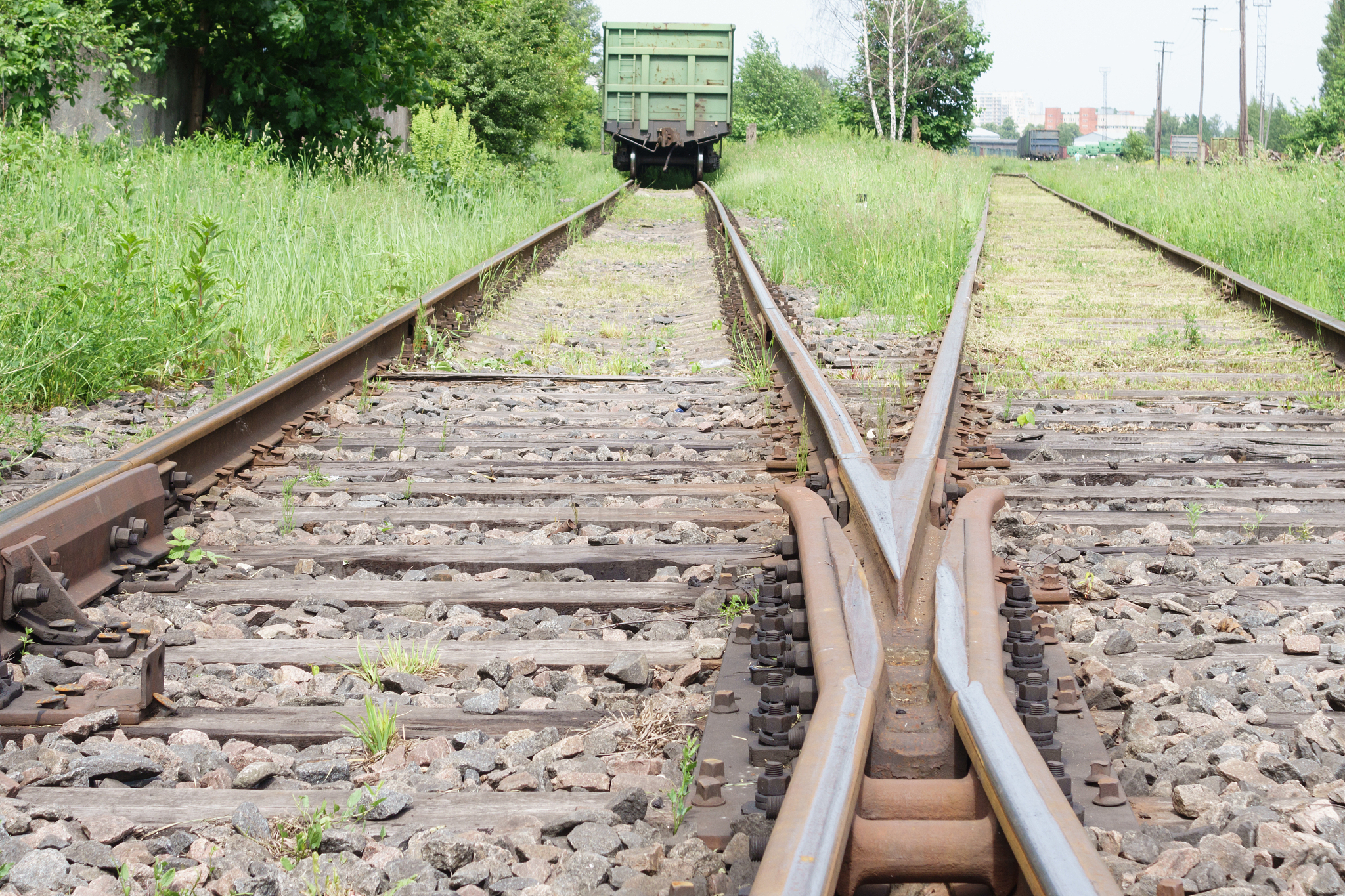 西安市职工大学铁道轨道供电专业：招生条件、课程设置及教学质量