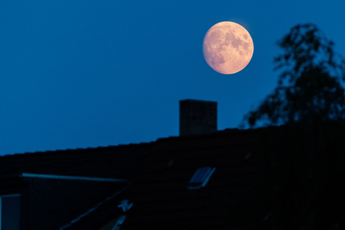 有关月的诗句有哪些