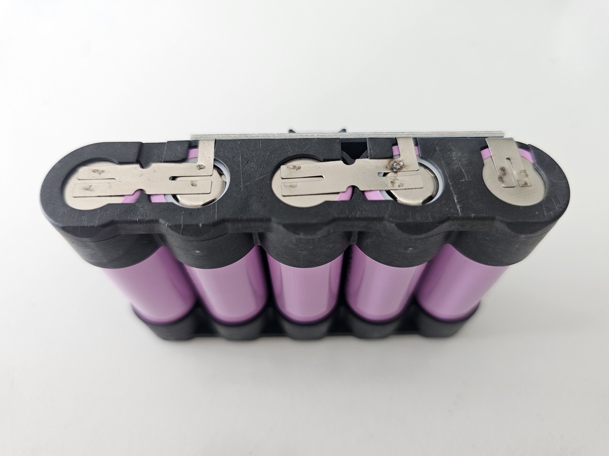 宁德时代巧克力电池优劣势