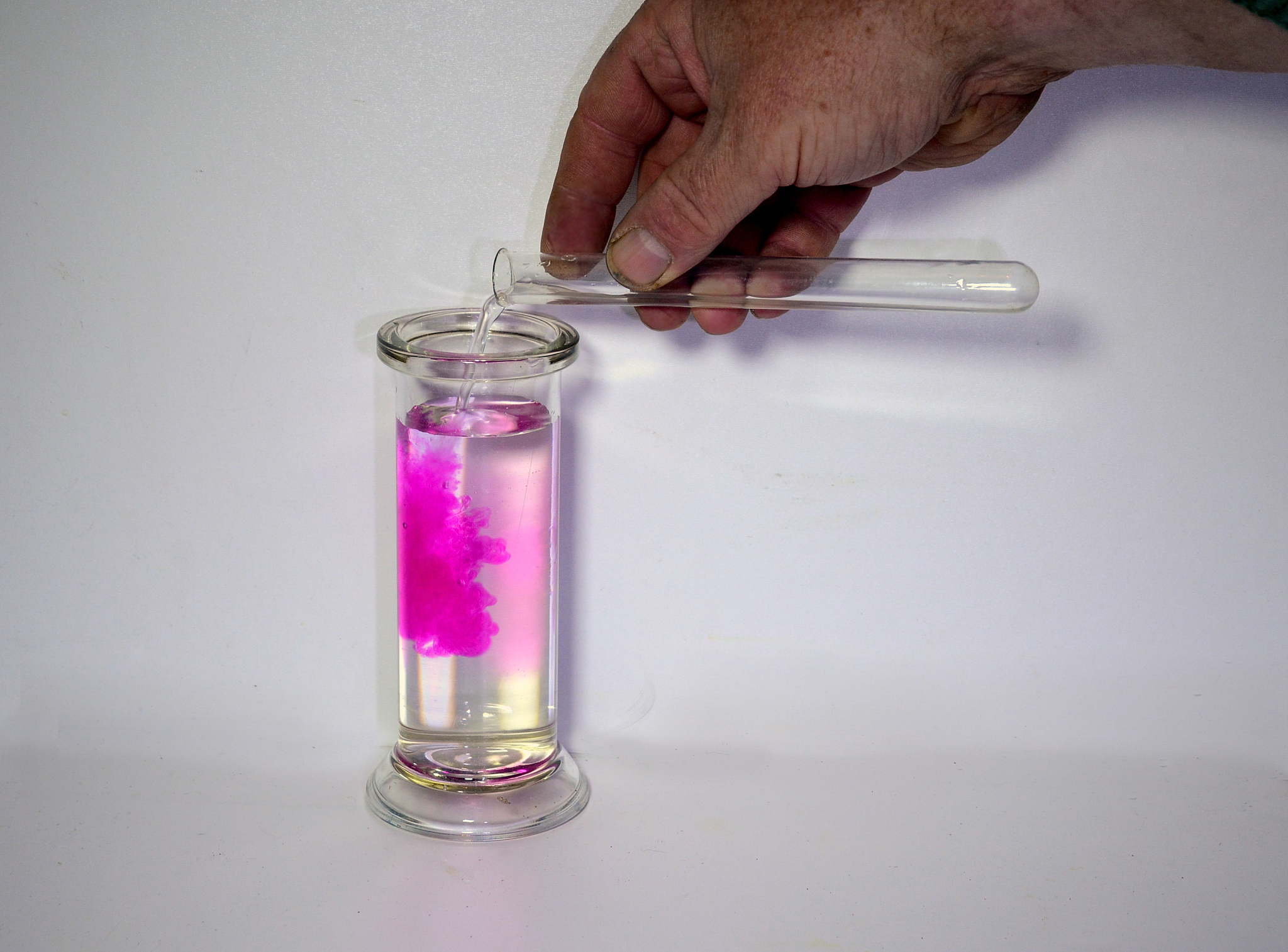 醇与氢氧化钠水溶液加热会生成什么？