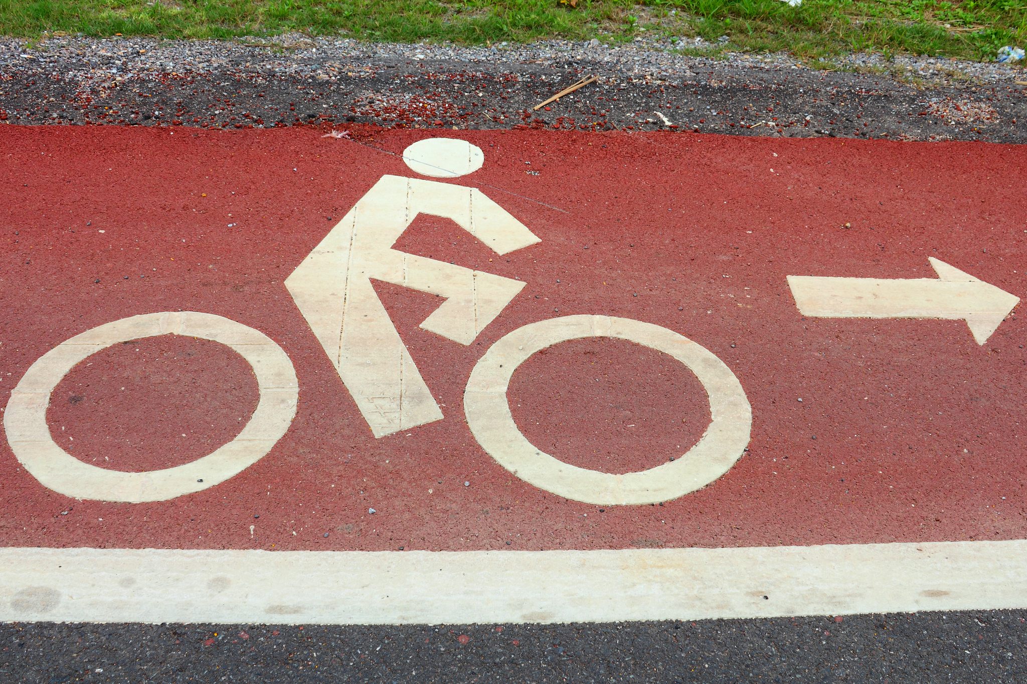 慢行交通组织设计国标：规范城市道路安全与便捷