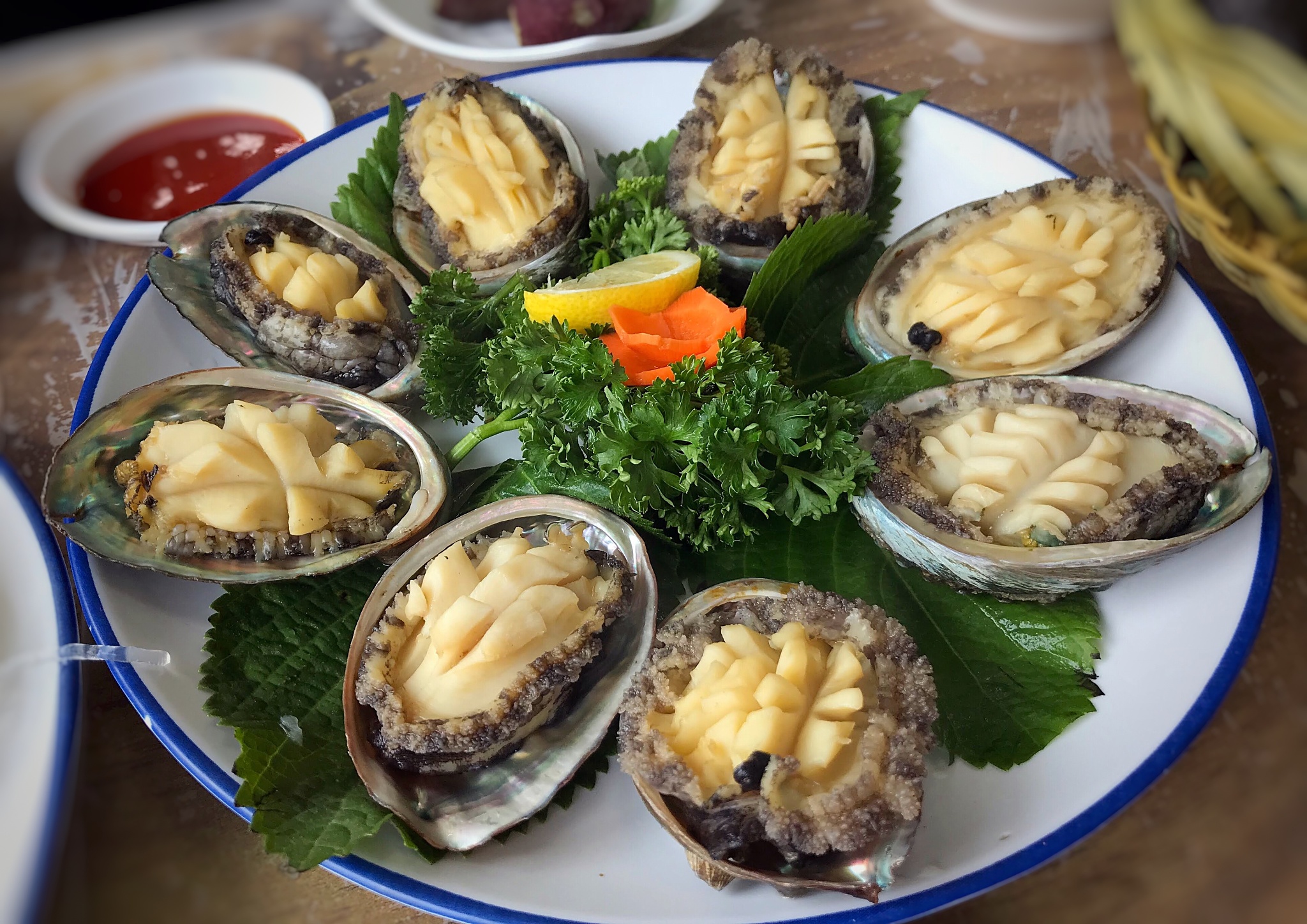 鲍鱼肉有点绿是坏了？专家解答！