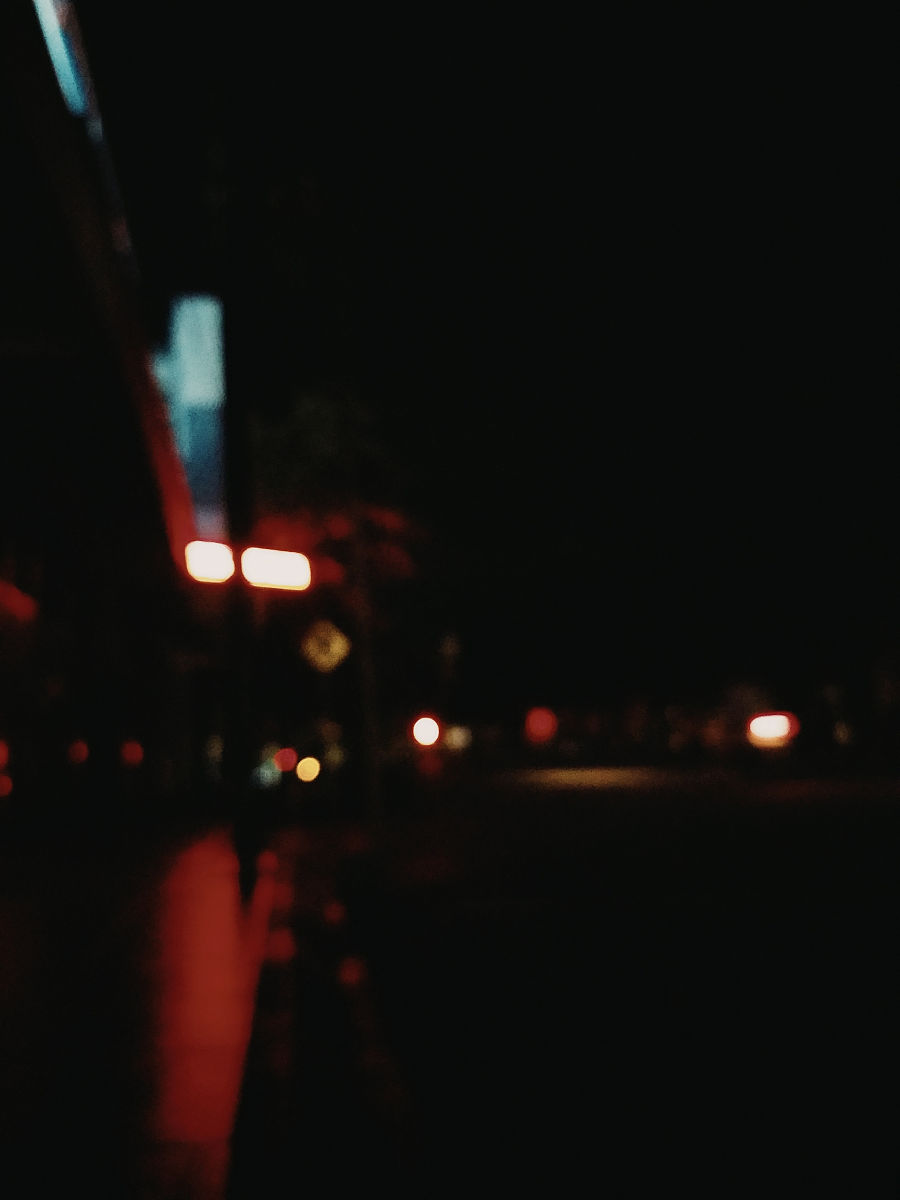 夜拍美照朋友圈文案：记录夜晚的美丽与感悟