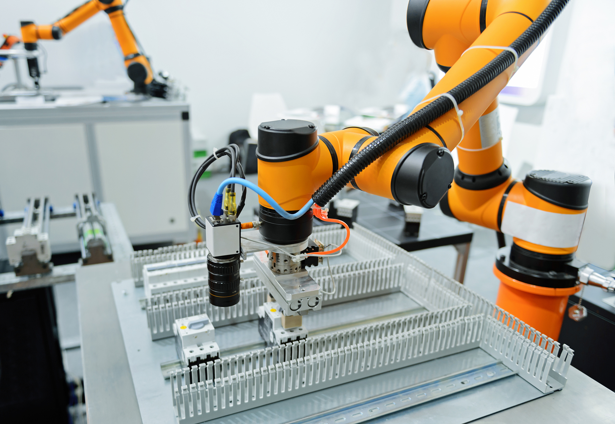 什么英文介绍industrial robots