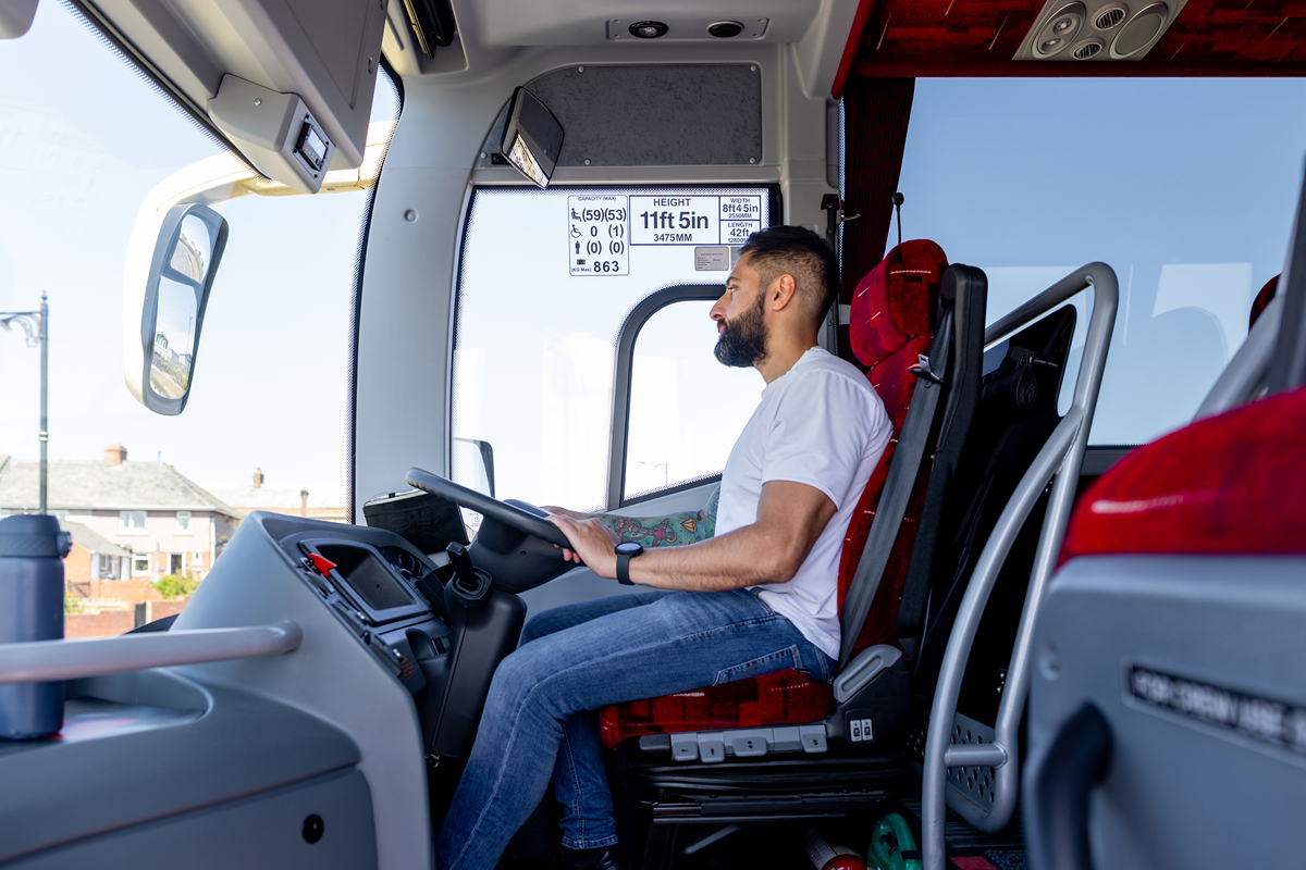 泰国汽车司机座位在哪？