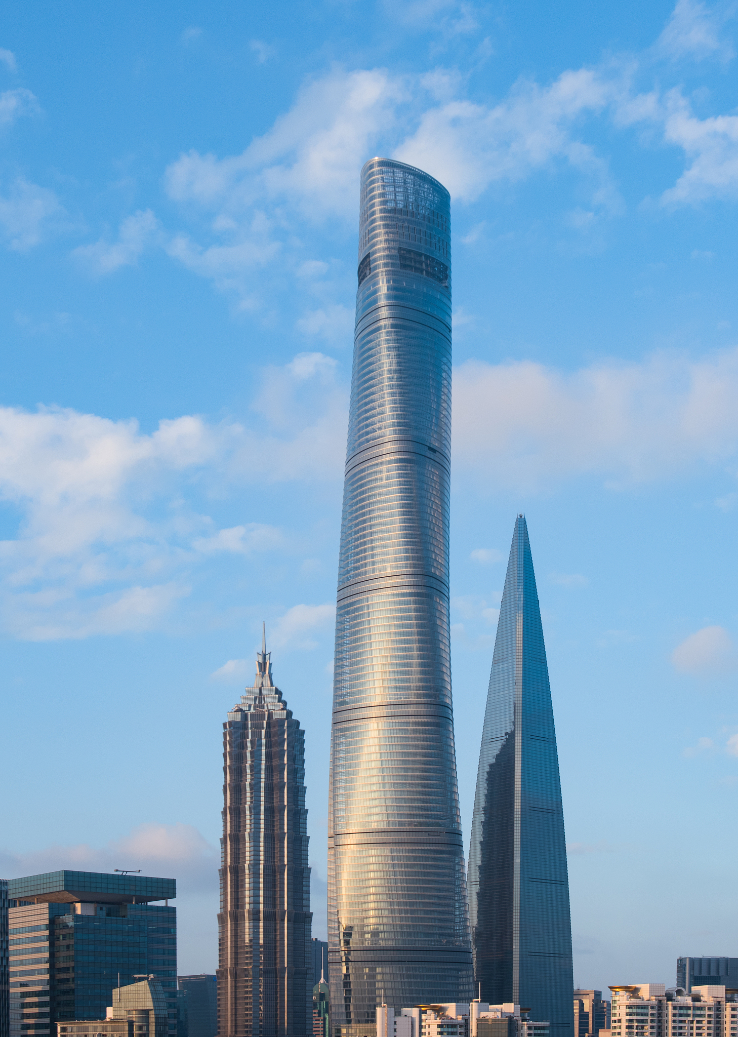 上海中心大厦：中国第二高楼的钢结构奇迹