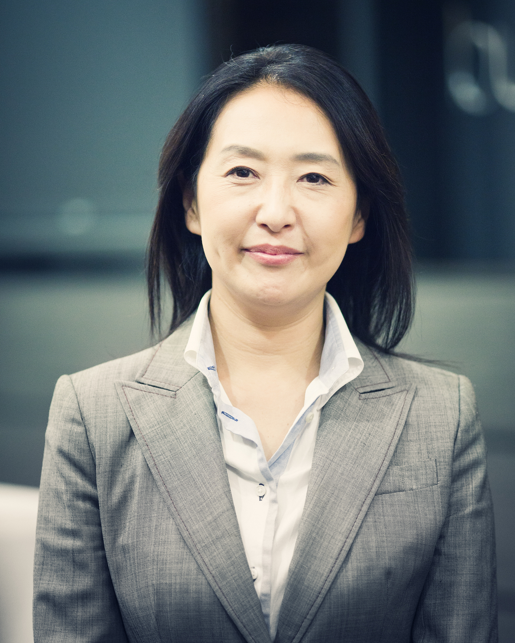 japanese business woman