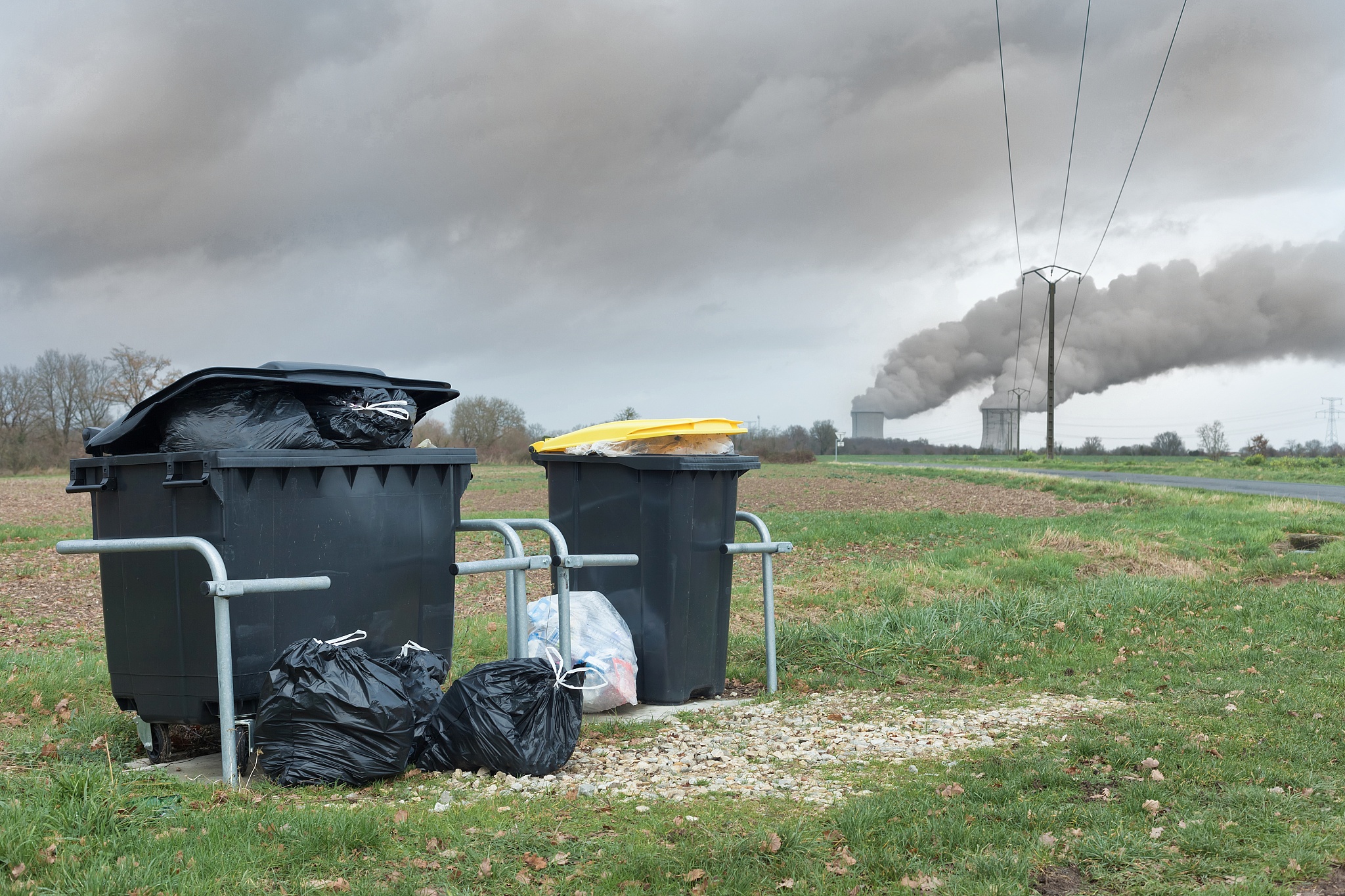 Preventing Oil Pollution from Rain: Deck and Hull Cleaning Underway