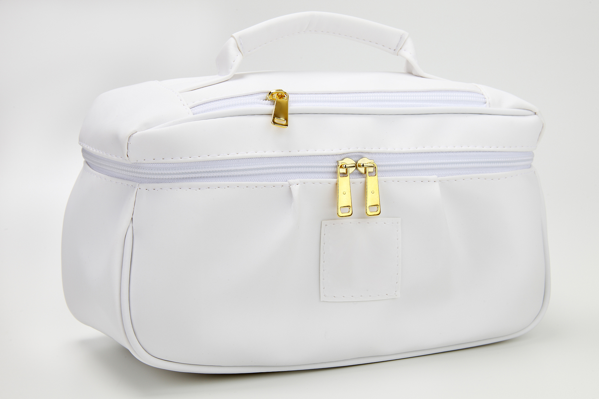 宜昌卫生学校2023年招生专业：儿科、口腔医学、中医学等