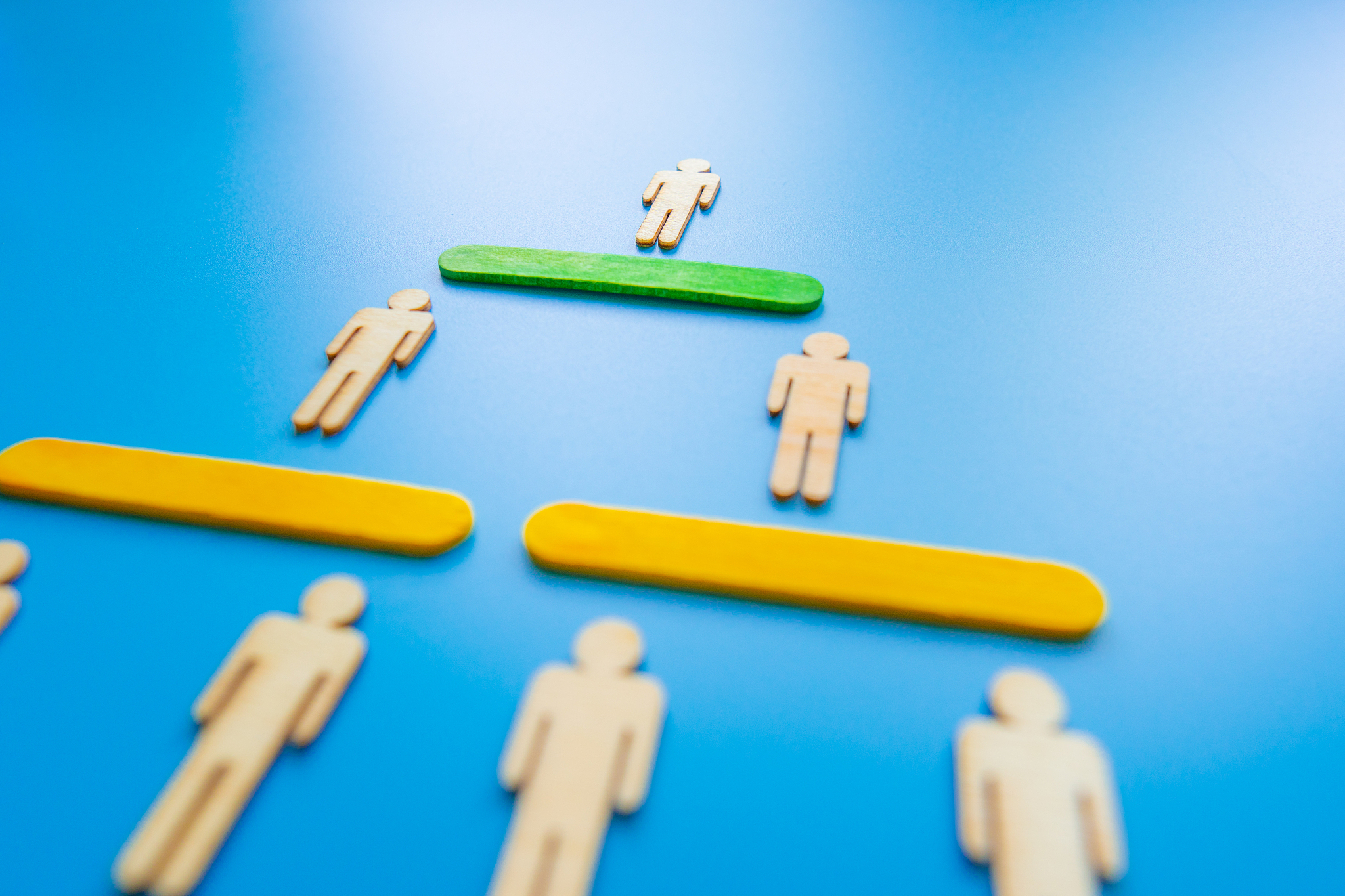 新进公务员的优缺点