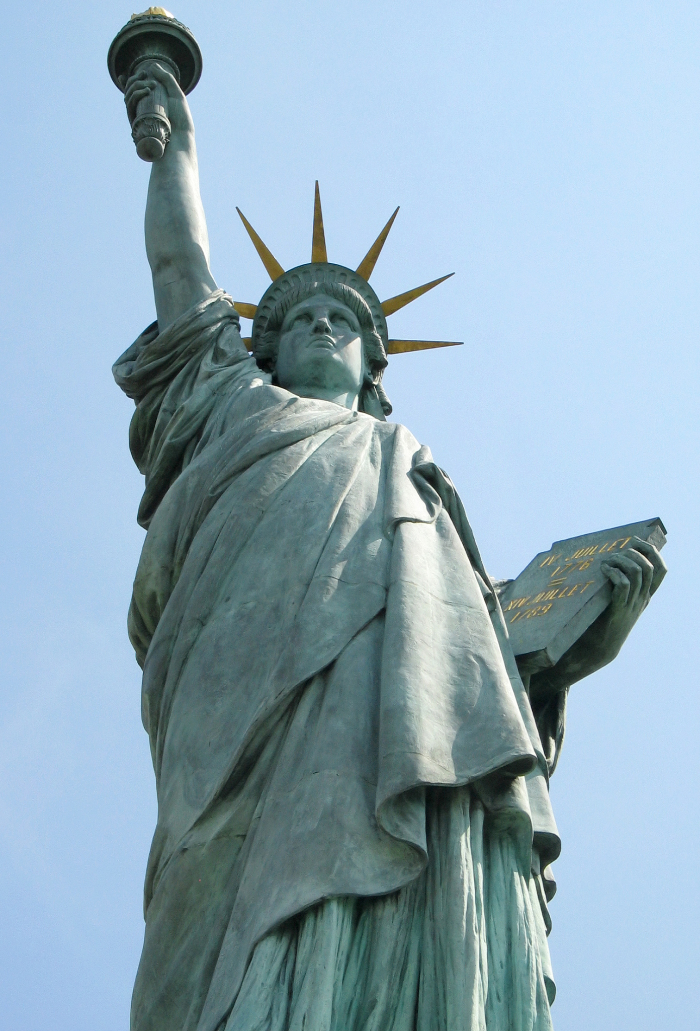 自由女神像：自由、民主和人权的象征