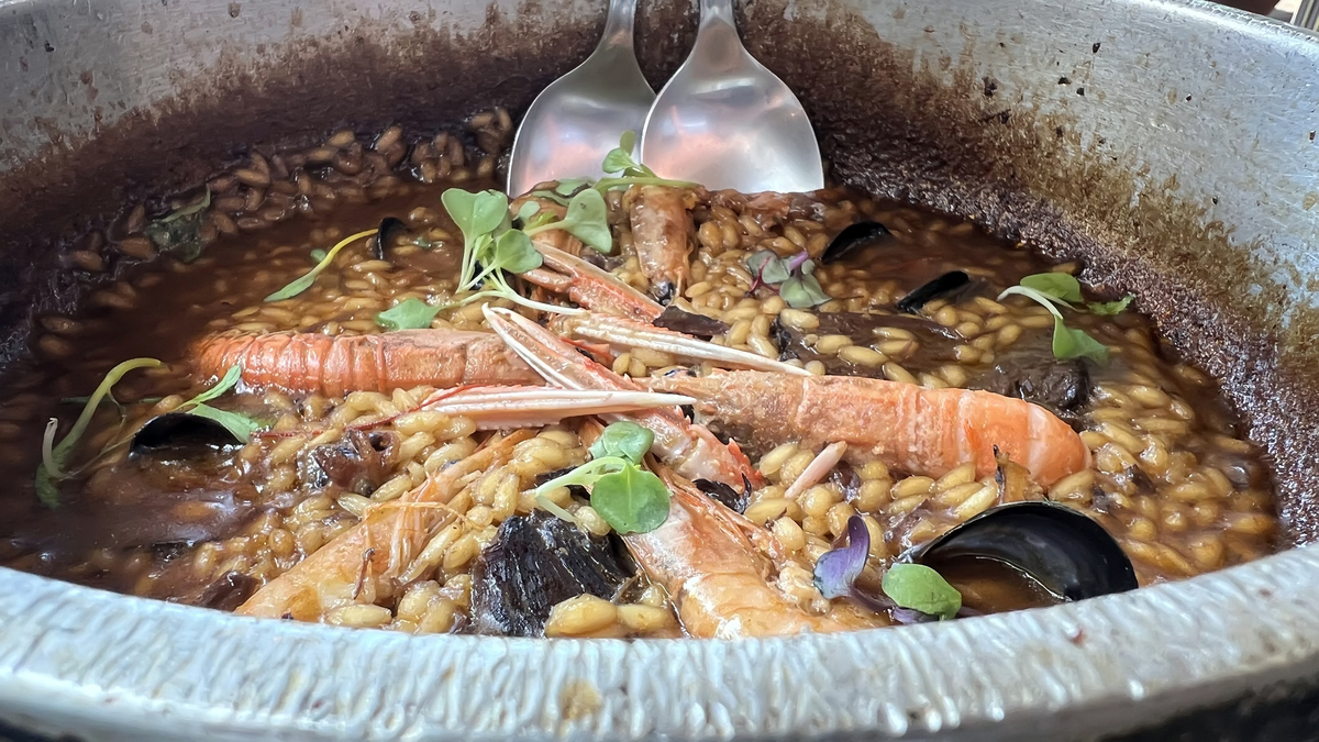 两层蒸锅咸鱼售卖介绍词五十字