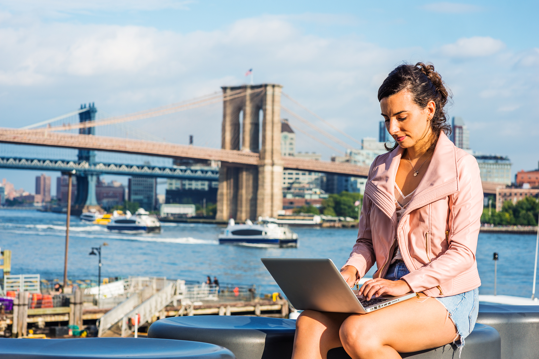 贵阳市中专学校热门专业：医学、计算机、旅游等