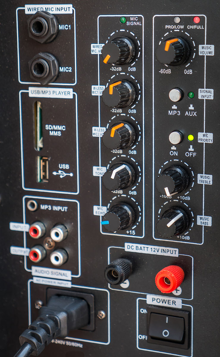 舶克V22音响语音点歌教程：快速使用指南