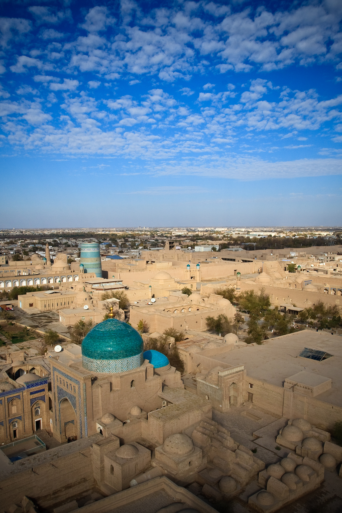 科威特旅游指南：石油财富、沙漠风情、文化魅力