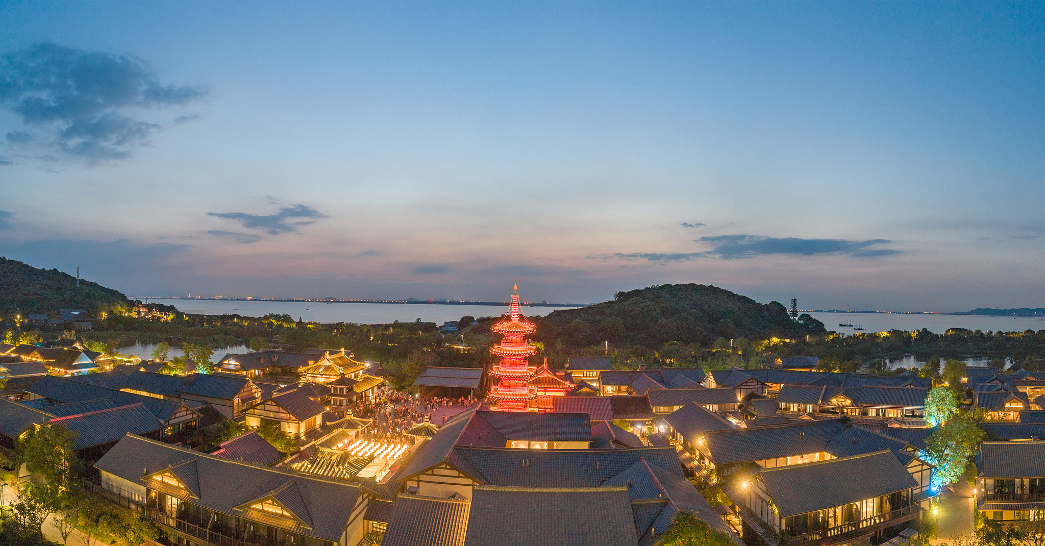 灵山大佛风景区之拈花湾夜景