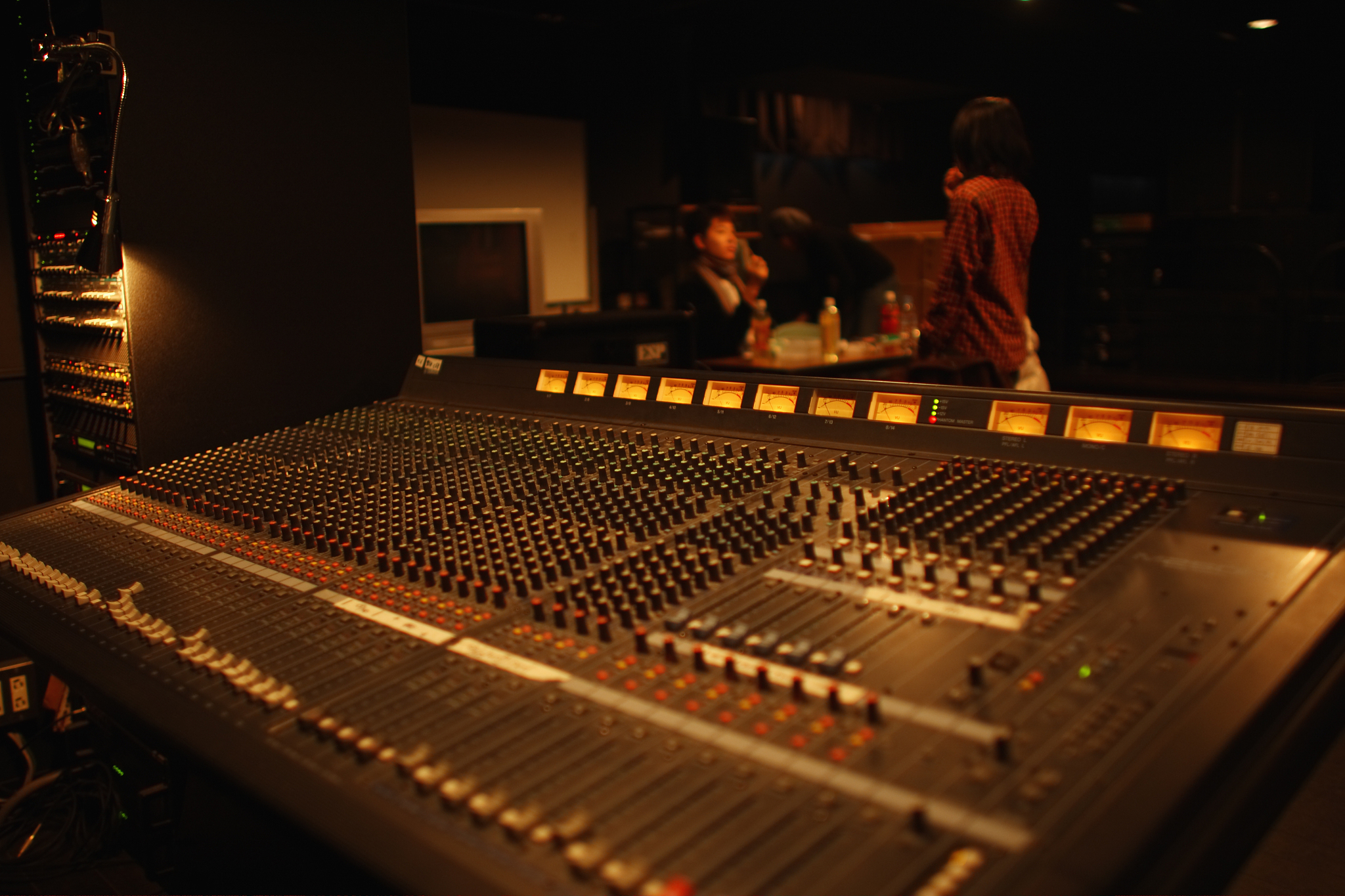 录音棚观察窗里面起雾怎么办？