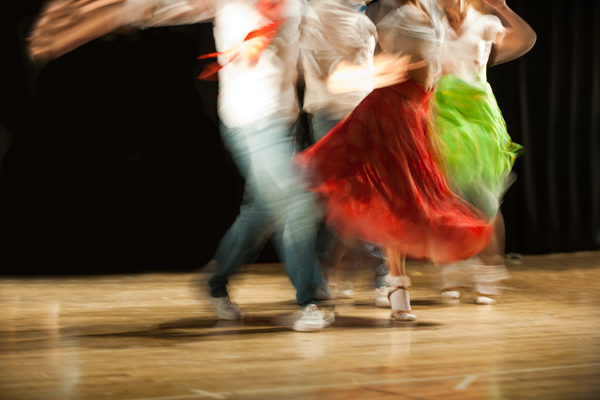 幽默拒绝跳舞的妙招，让你轻松摆脱尴尬！