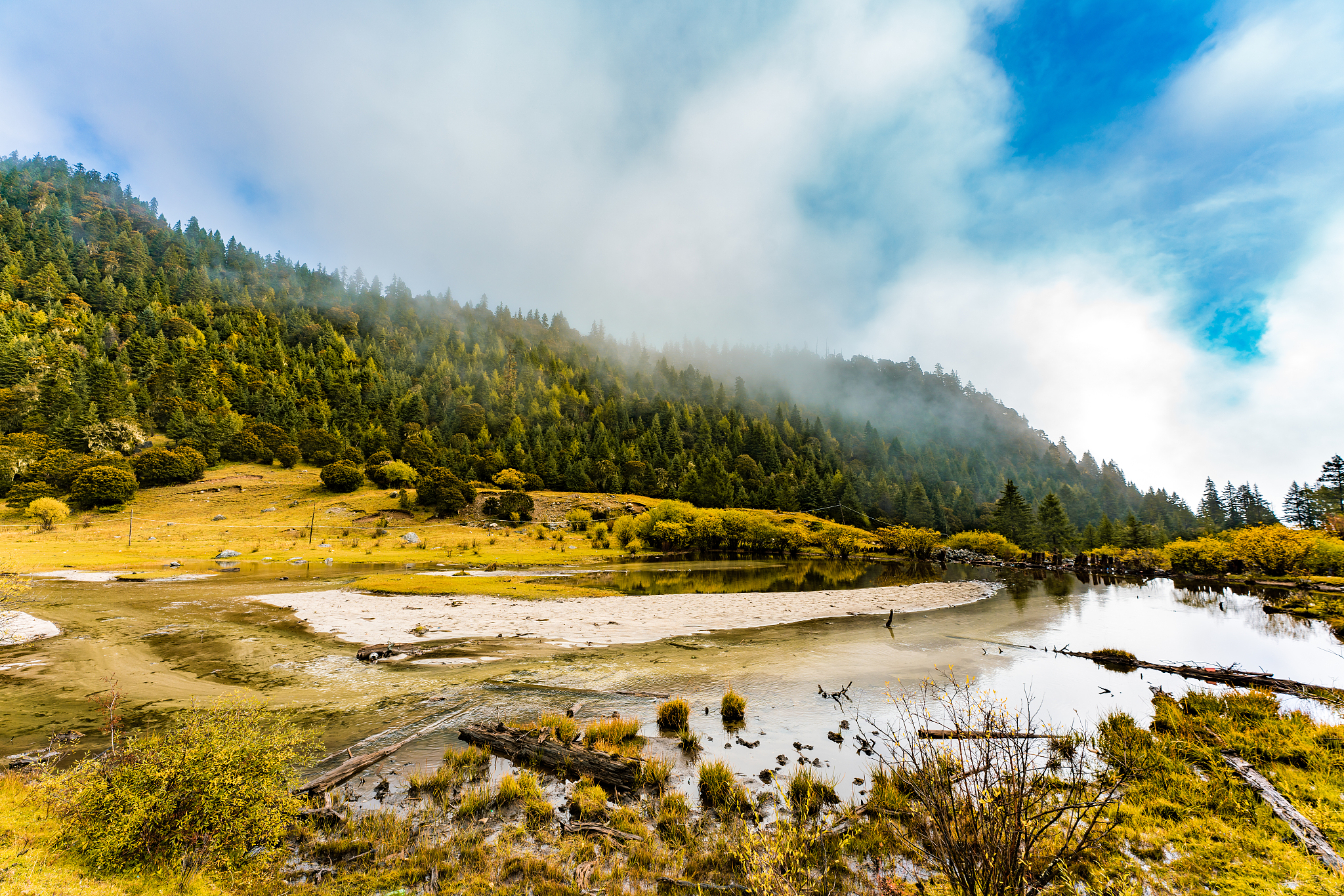 绵阳-康定-红海子-鱼子西-新都桥-墨石公园-丹巴-四姑娘山-绵阳一共的公里数