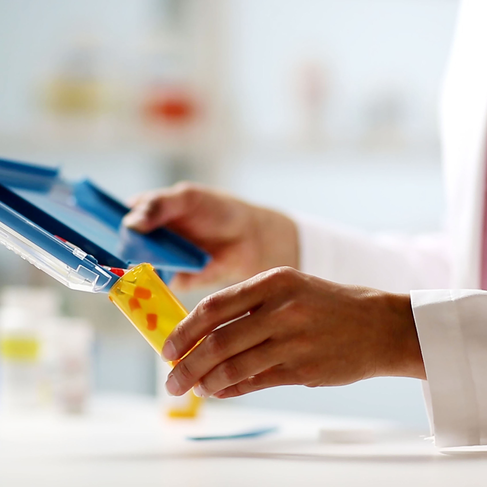 重庆医药经贸学校药剂专业怎么样？教学质量及优势分析