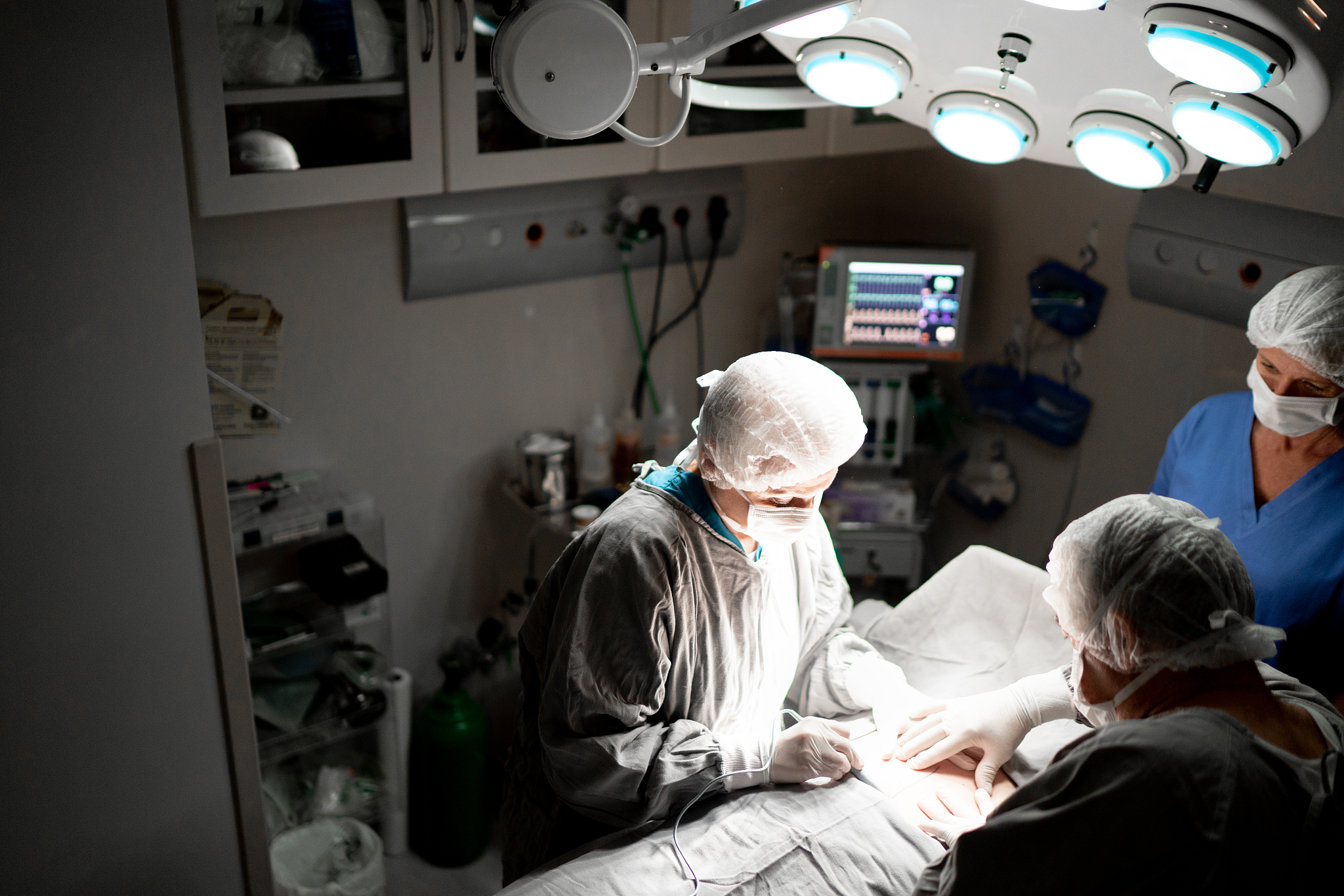 重庆卫校毕业生就业前景分析：2022年就业形势如何？