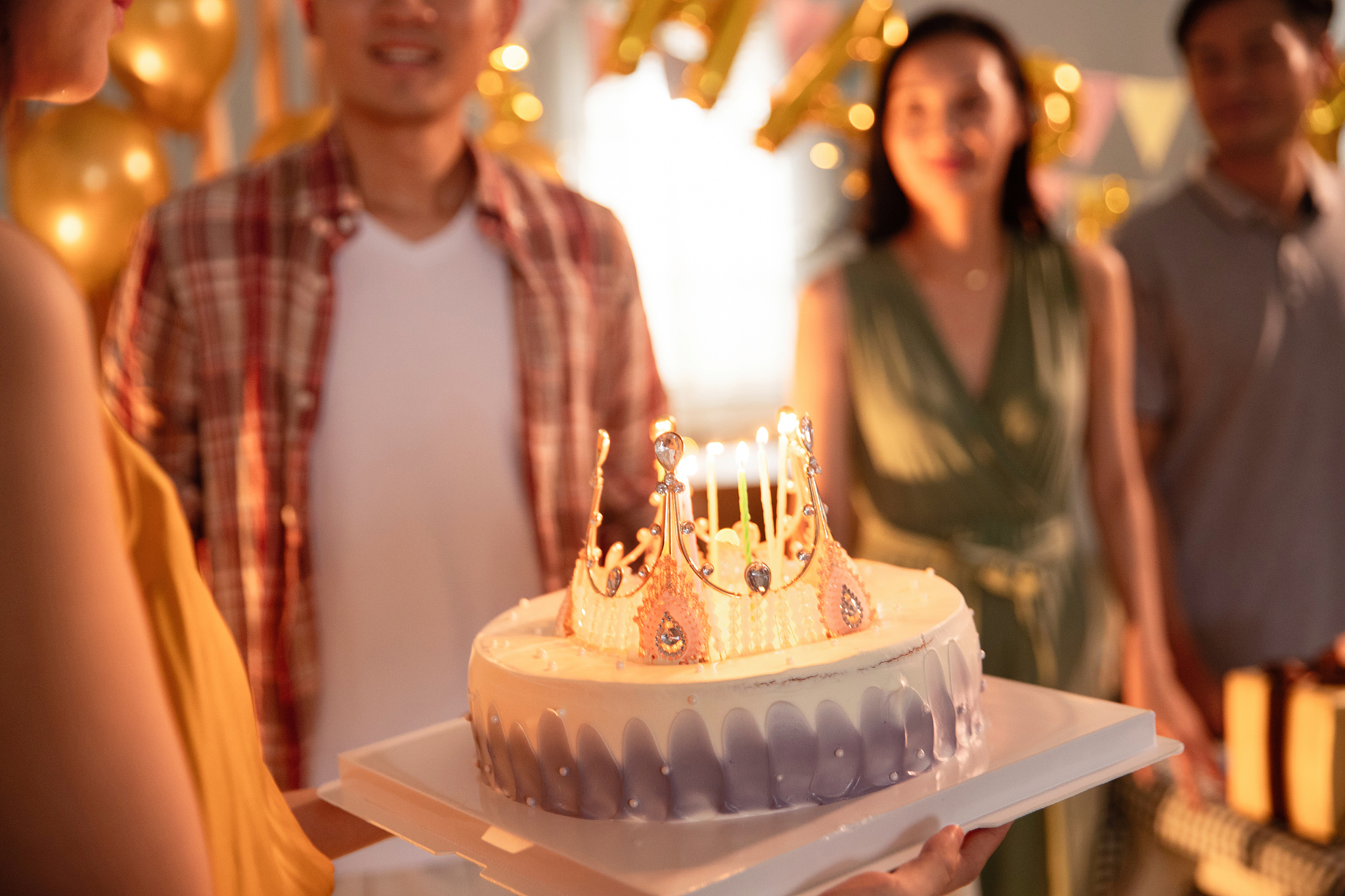 朋友18岁生日忘记送祝福怎么办？真诚的道歉和弥补指南