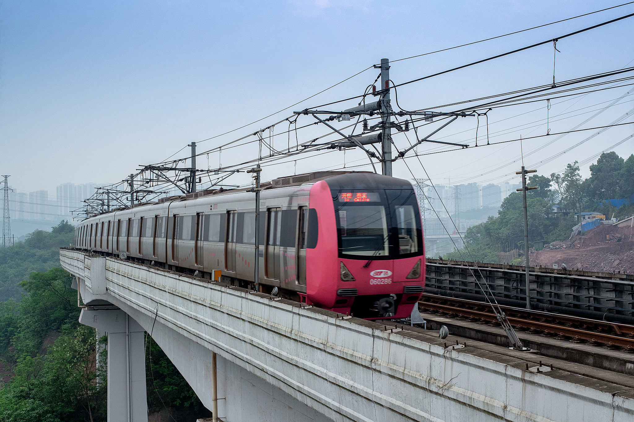 重庆轻轨学校专业选择指南：哪个专业最适合你？