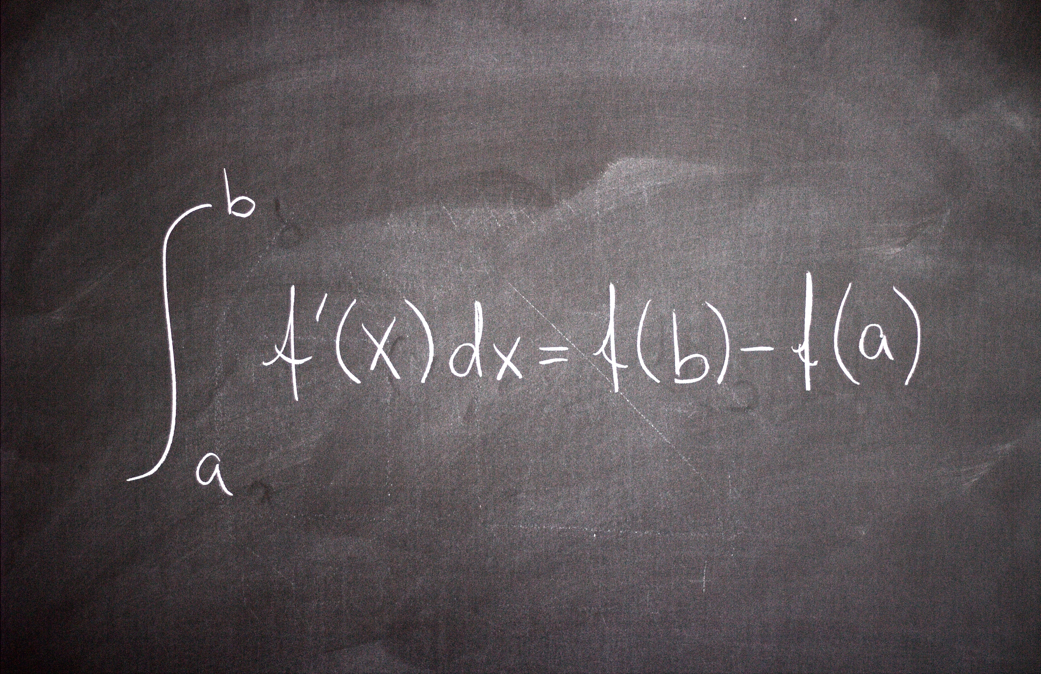 请计算n=300时至少有两个人生日相同的概率是多少？