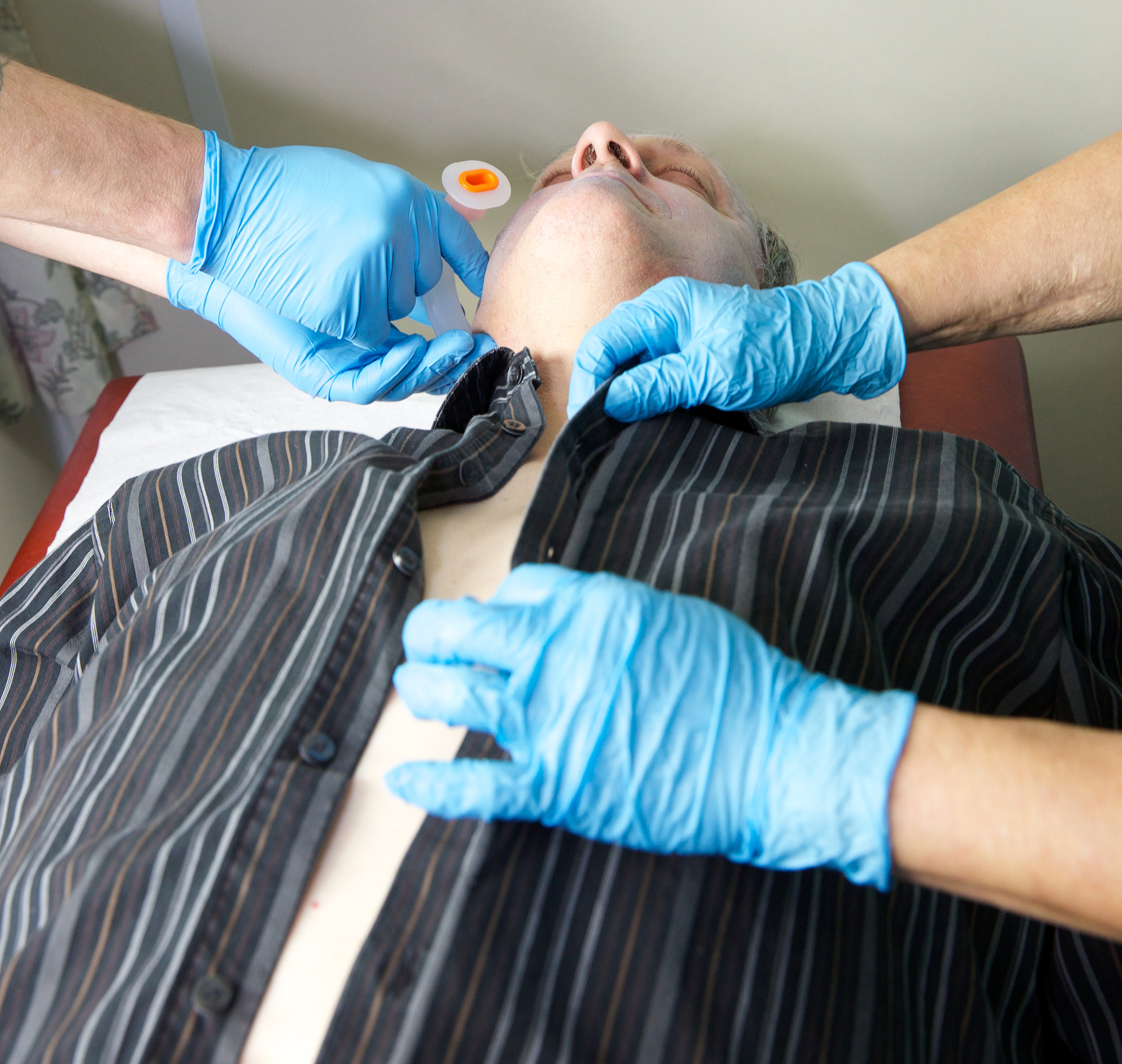 肩袖损伤治疗：当前策略综述