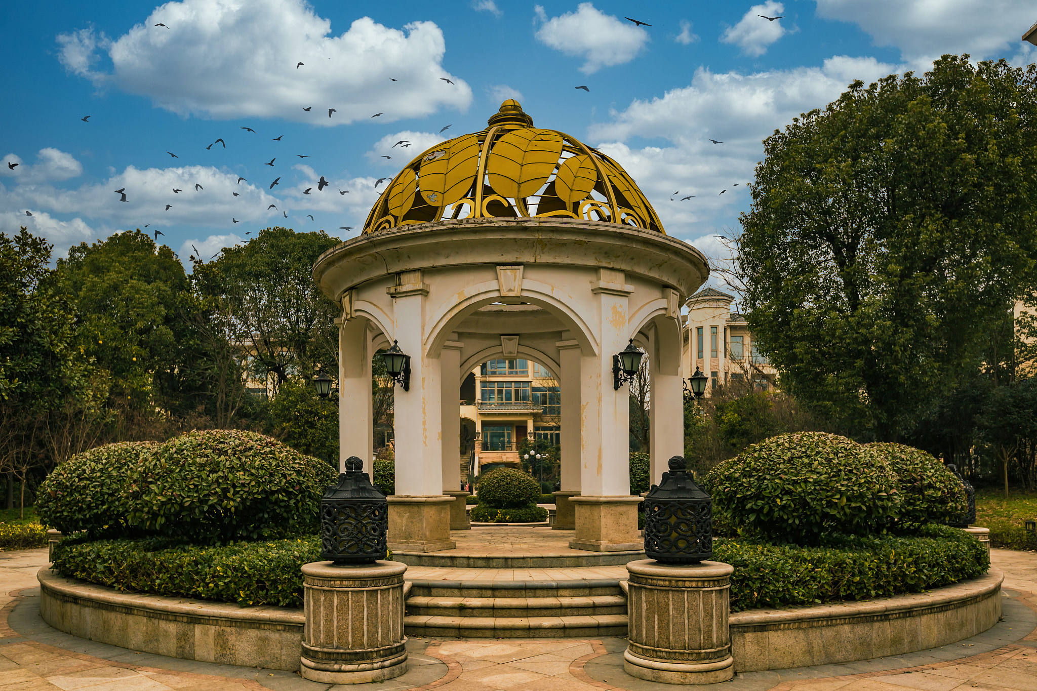 恒大金碧天下财务状况