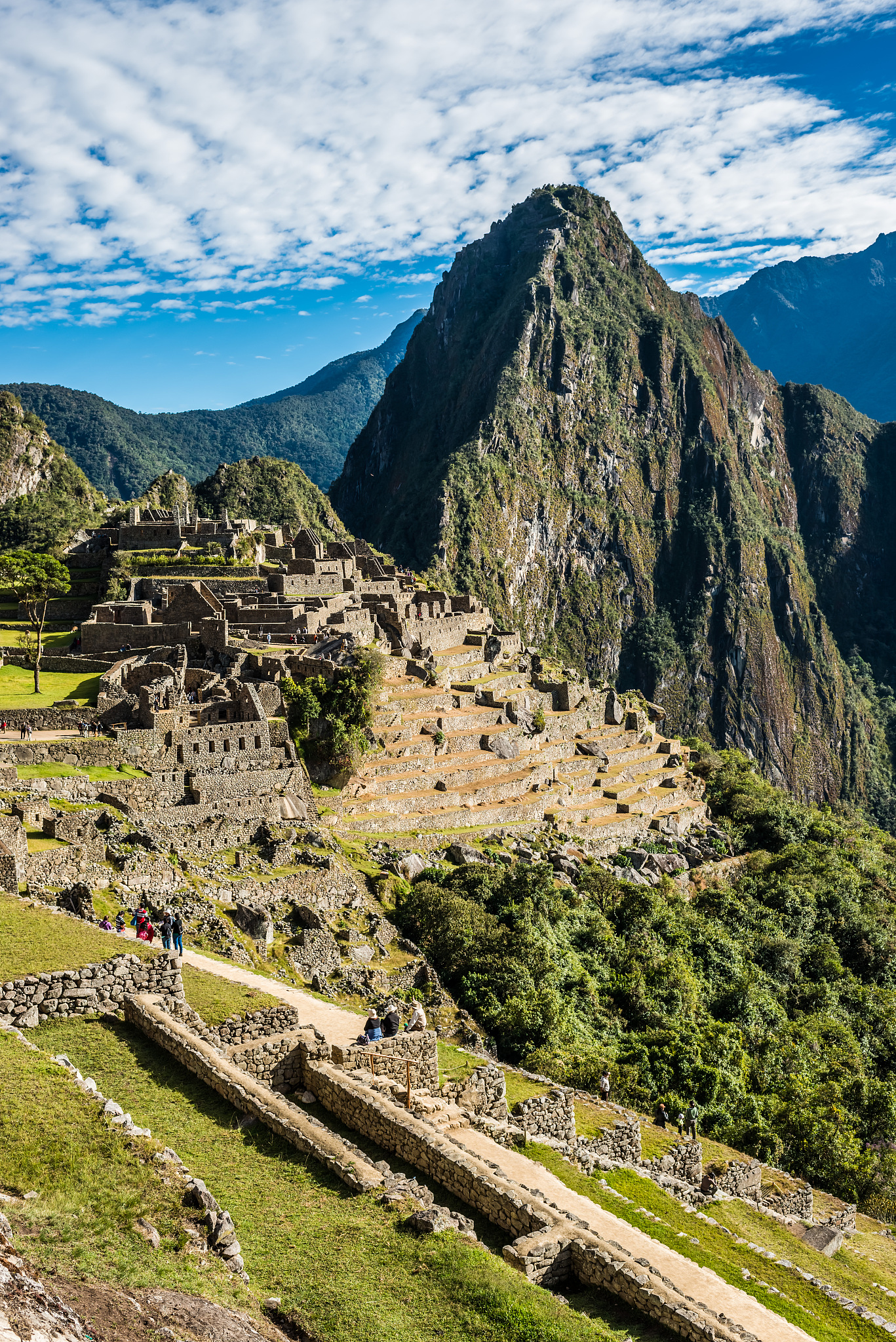 machu picchu ruins peruvian andes cuzco peru