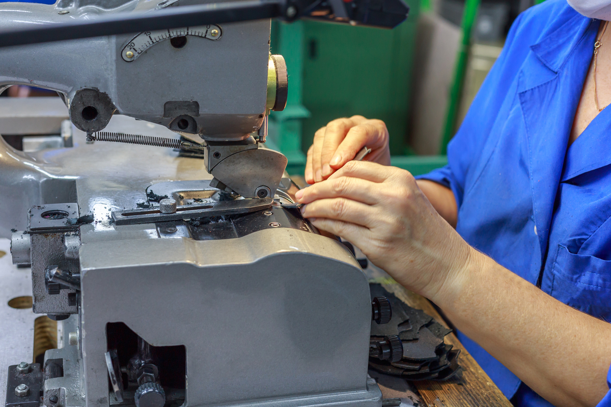 老式缝纫机不走针？教你快速解决！