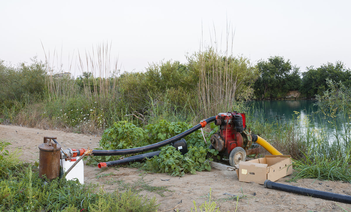 沙漠植树机器人设计：六大系统实现自动化作业