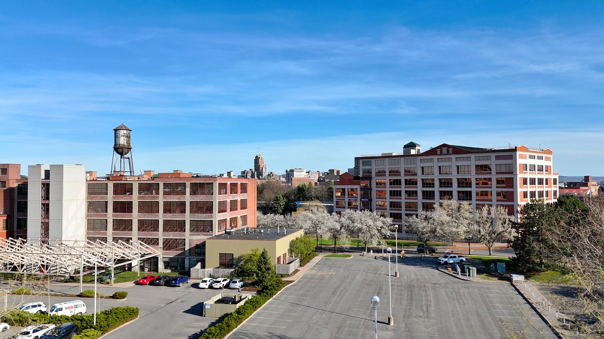 山西国际商务职业学院 - 太原全日制普通高等职业学院