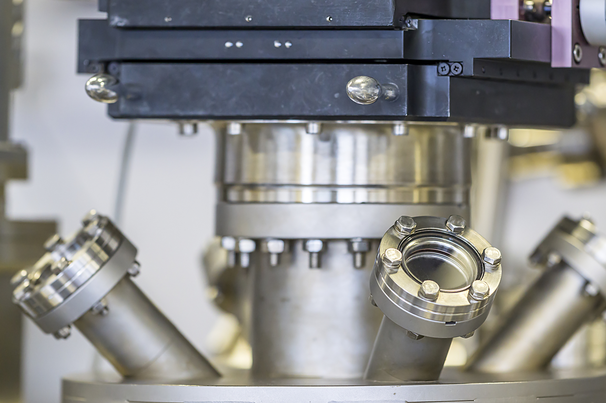 注塑机储料马达活塞塑挡怎么装 操作步骤帮我用200字详细描述