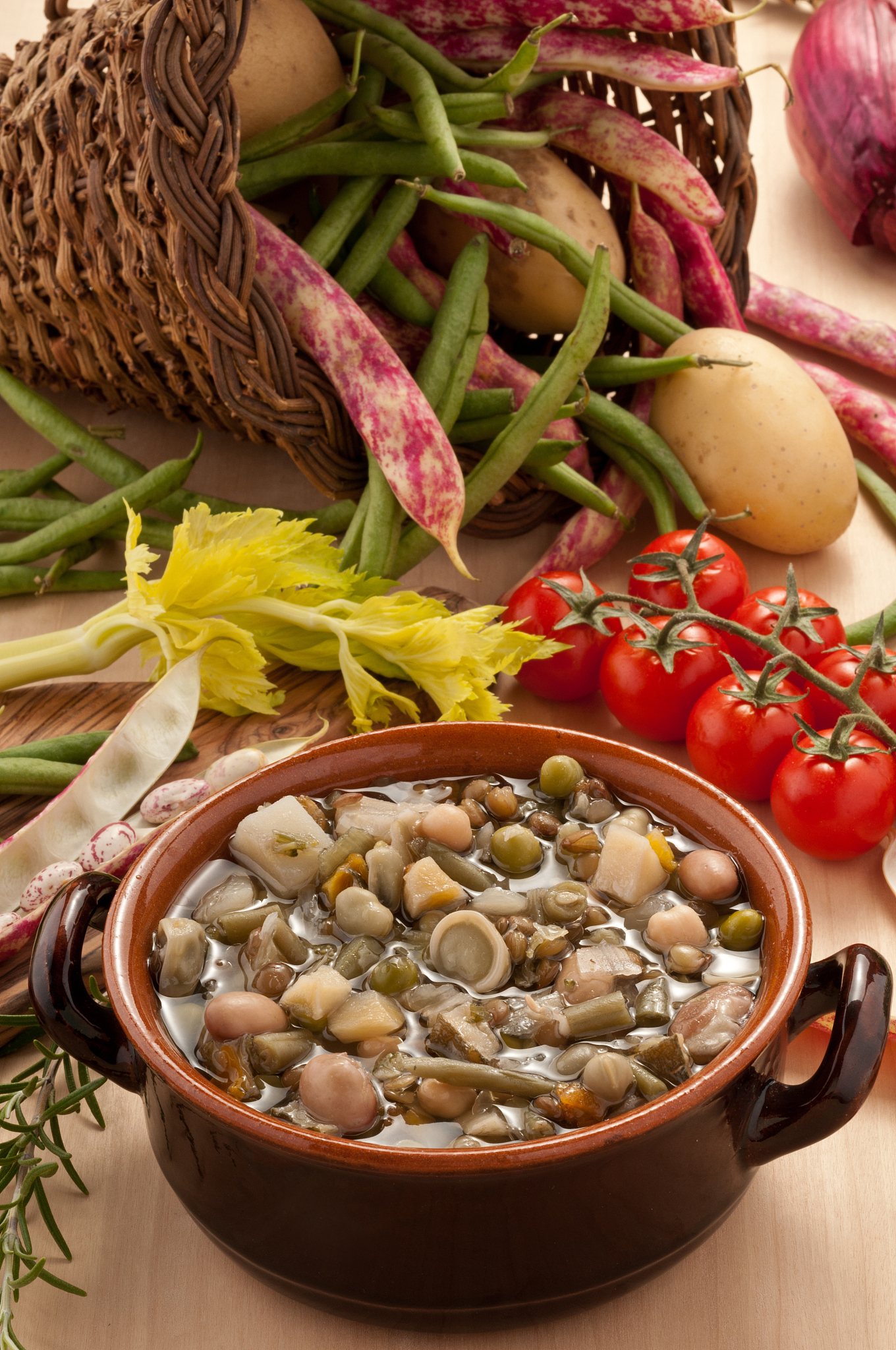 请问人喝了200毫升白开水后多久会被胃吸收