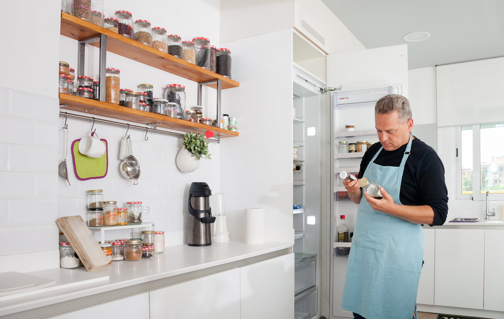 用英语写一篇短文叙述你做家务的一次经历并谈谈体会80字左右