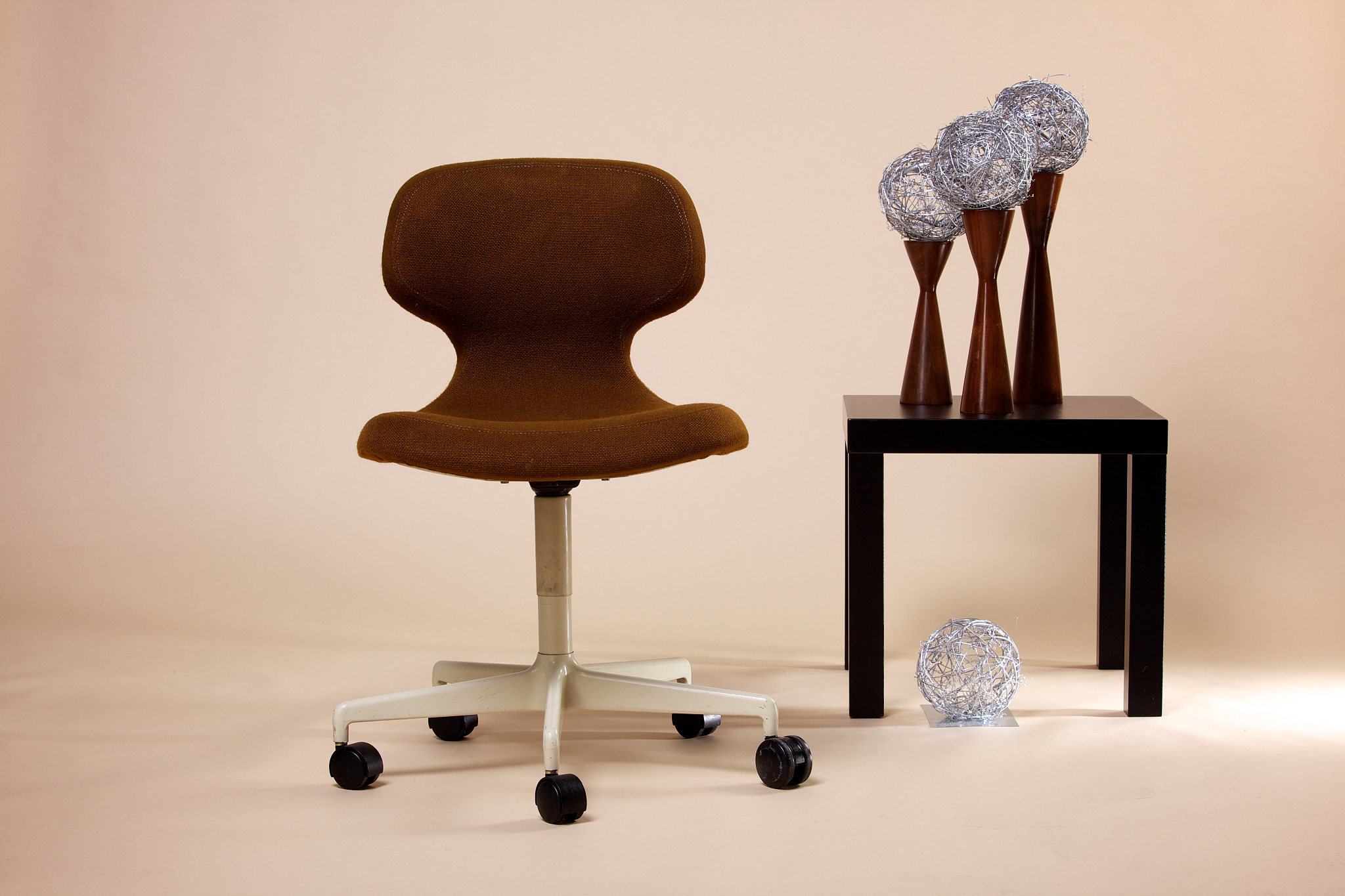home office furniture retro design elements