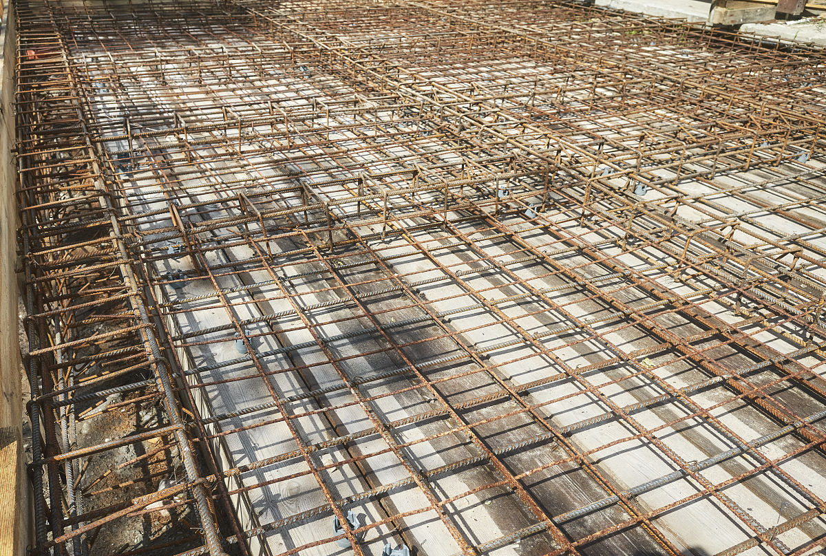 梁配筋规范详解：中国、美国、欧洲和日本标准对比